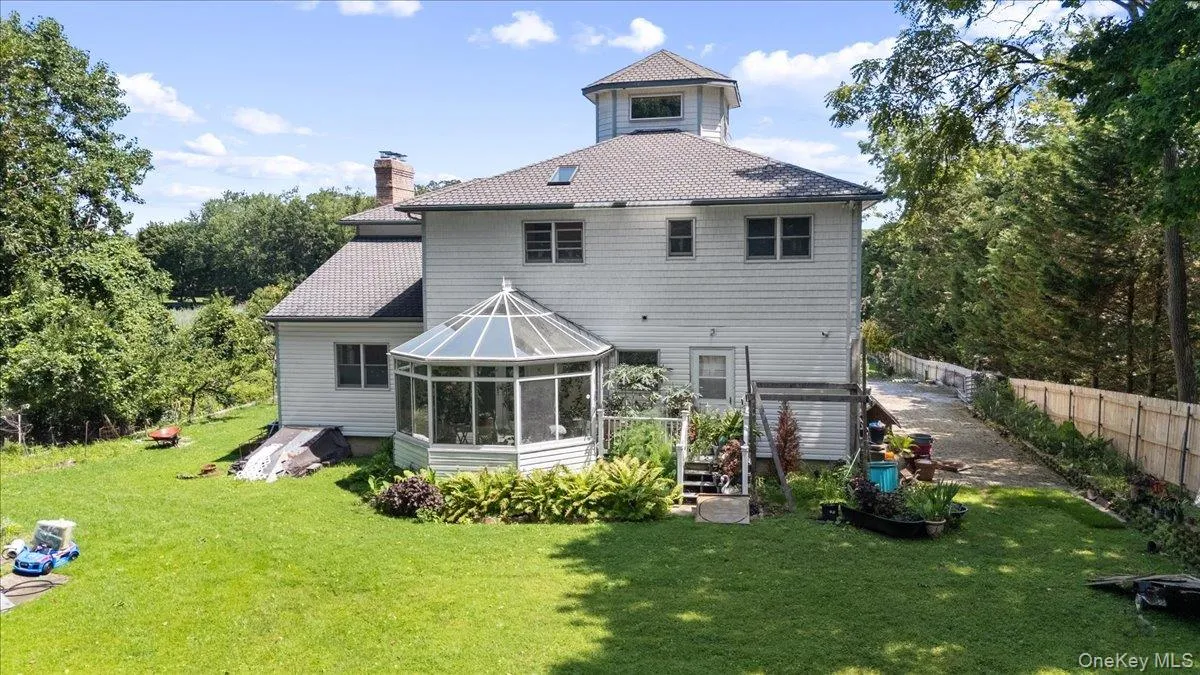 31 Bevin Road, Huntington, NY, 4 Bedrooms Bedrooms, 10 Rooms Rooms,2 BathroomsBathrooms,Residential,For Rent,Bevin,0,1035180 31 Bevin Road, Huntington, NY, 4 Bedrooms Bedrooms, 10 Rooms Rooms,2 BathroomsBathrooms,Residential,For Rent,Bevin,0,1035180