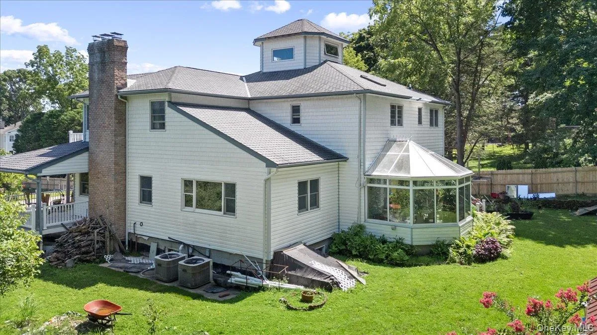 31 Bevin Road, Huntington, NY, 4 Bedrooms Bedrooms, 10 Rooms Rooms,2 BathroomsBathrooms,Residential,For Rent,Bevin,0,1035180 31 Bevin Road, Huntington, NY, 4 Bedrooms Bedrooms, 10 Rooms Rooms,2 BathroomsBathrooms,Residential,For Rent,Bevin,0,1035180