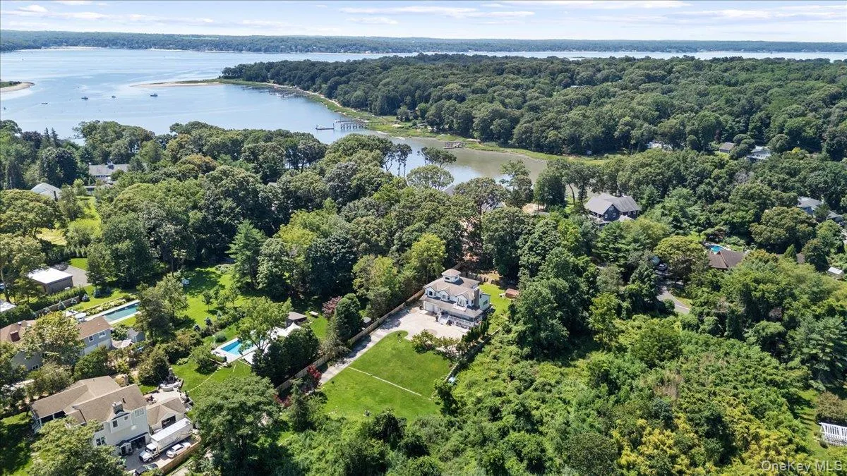 31 Bevin Road, Huntington, NY, 4 Bedrooms Bedrooms, 10 Rooms Rooms,2 BathroomsBathrooms,Residential,For Rent,Bevin,0,1035180 31 Bevin Road, Huntington, NY, 4 Bedrooms Bedrooms, 10 Rooms Rooms,2 BathroomsBathrooms,Residential,For Rent,Bevin,0,1035180