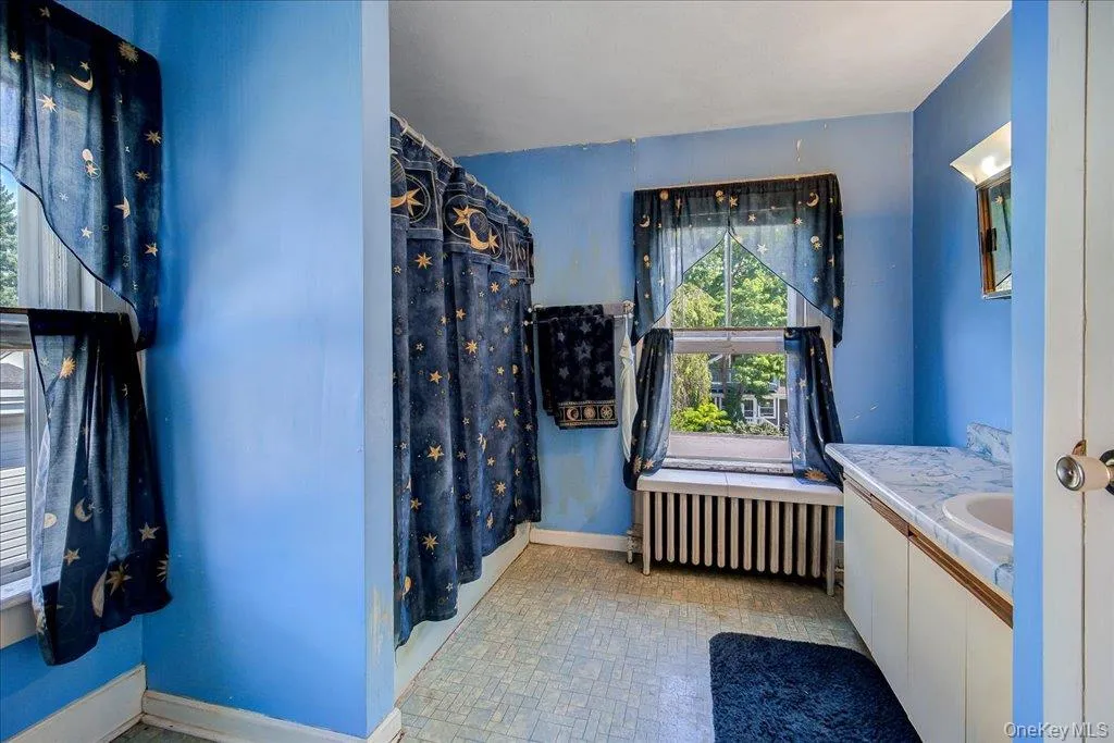 5 Maple Street, Beacon, NY, 2 Bedrooms Bedrooms, 5 Rooms Rooms,1 BathroomBathrooms,Residential,For Rent,Maple,0,1035183 5 Maple Street, Beacon, NY, 2 Bedrooms Bedrooms, 5 Rooms Rooms,1 BathroomBathrooms,Residential,For Rent,Maple,0,1035183