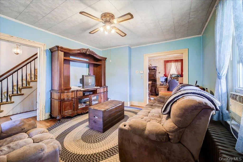 5 Maple Street, Beacon, NY, 2 Bedrooms Bedrooms, 5 Rooms Rooms,1 BathroomBathrooms,Residential,For Rent,Maple,0,1035183 5 Maple Street, Beacon, NY, 2 Bedrooms Bedrooms, 5 Rooms Rooms,1 BathroomBathrooms,Residential,For Rent,Maple,0,1035183