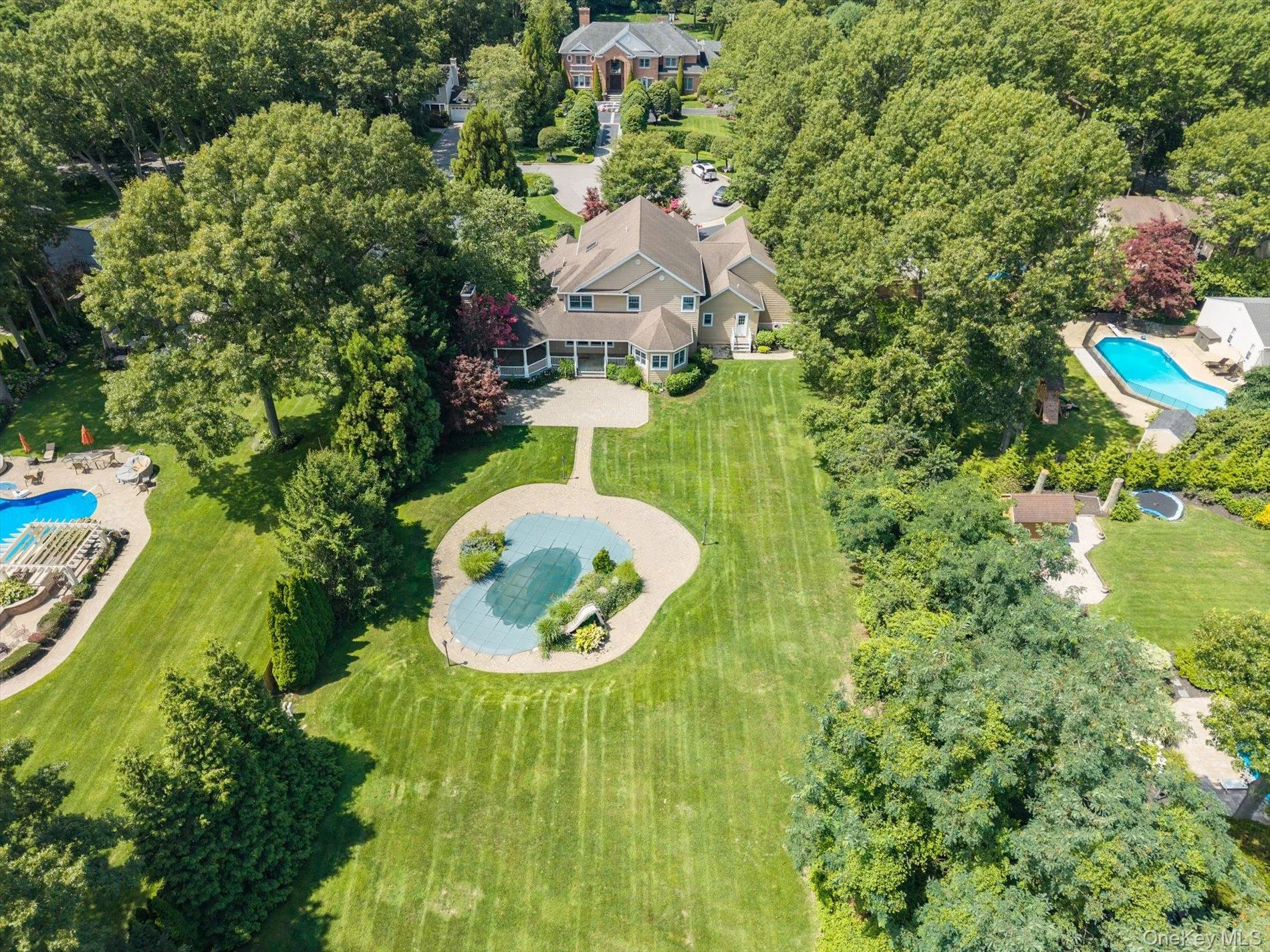 12 Glenridge Lane, Smithtown, NY, 4 Bedrooms Bedrooms, 8 Rooms Rooms,3 BathroomsBathrooms,Residential Lease,For Rent,Glenridge,0,1035185 12 Glenridge Lane, Smithtown, NY, 4 Bedrooms Bedrooms, 8 Rooms Rooms,3 BathroomsBathrooms,Residential Lease,For Rent,Glenridge,0,1035185