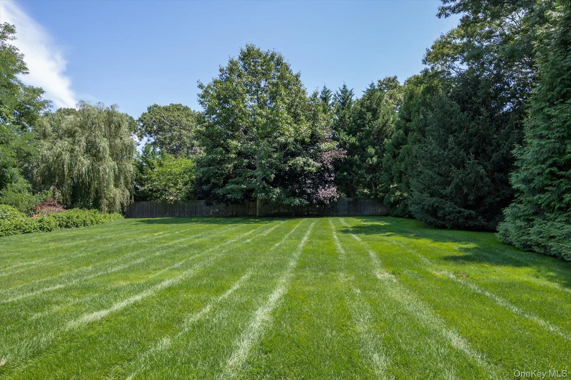 12 Glenridge Lane, Smithtown, NY, 4 Bedrooms Bedrooms, 8 Rooms Rooms,3 BathroomsBathrooms,Residential Lease,For Rent,Glenridge,0,1035185 12 Glenridge Lane, Smithtown, NY, 4 Bedrooms Bedrooms, 8 Rooms Rooms,3 BathroomsBathrooms,Residential Lease,For Rent,Glenridge,0,1035185