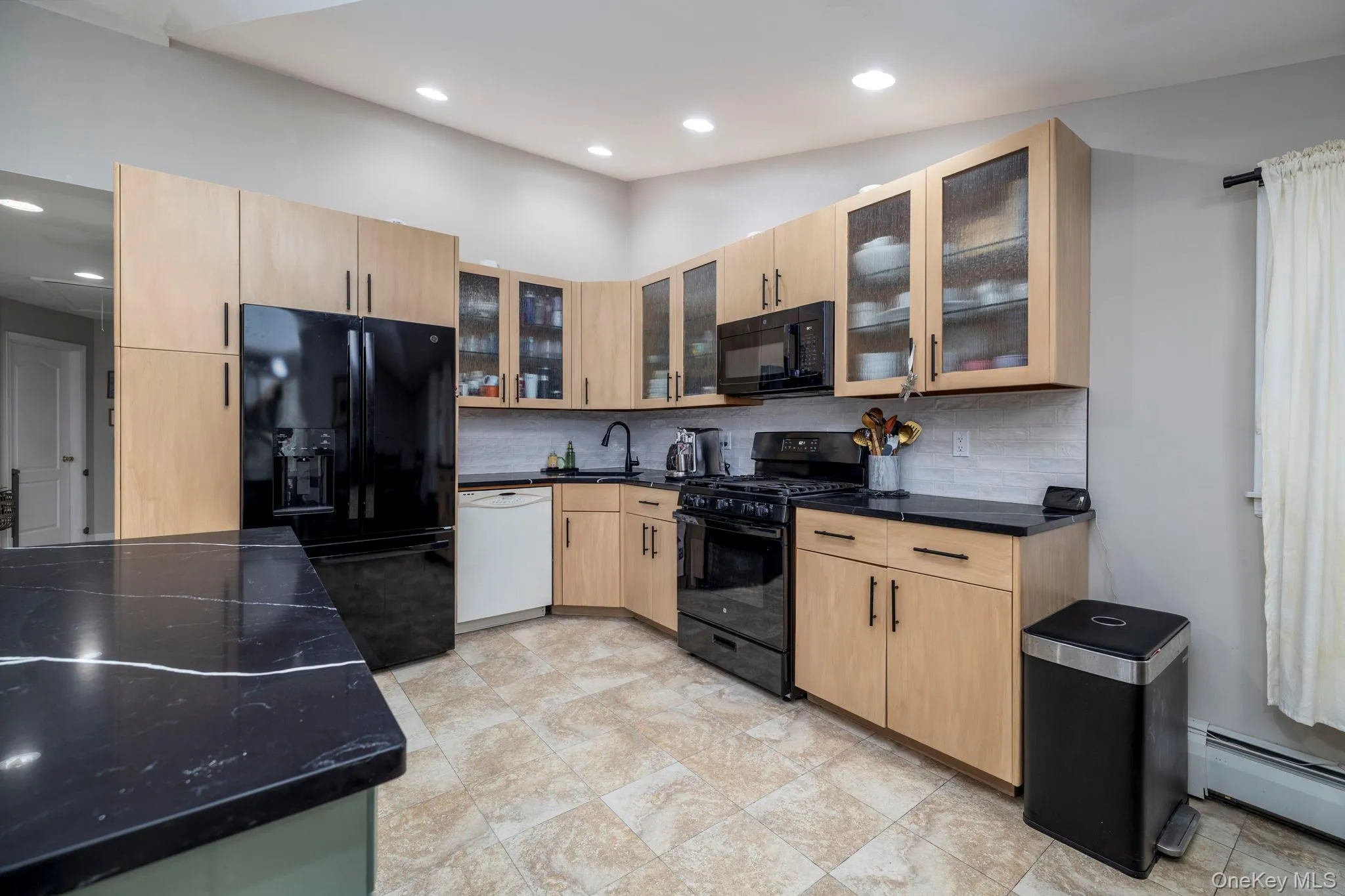 85 Virginia Avenue, Long Beach, NY, 3 Bedrooms Bedrooms, 8 Rooms Rooms,3 BathroomsBathrooms,Residential,For Rent,Virginia,0,1035189 85 Virginia Avenue, Long Beach, NY, 3 Bedrooms Bedrooms, 8 Rooms Rooms,3 BathroomsBathrooms,Residential,For Rent,Virginia,0,1035189
