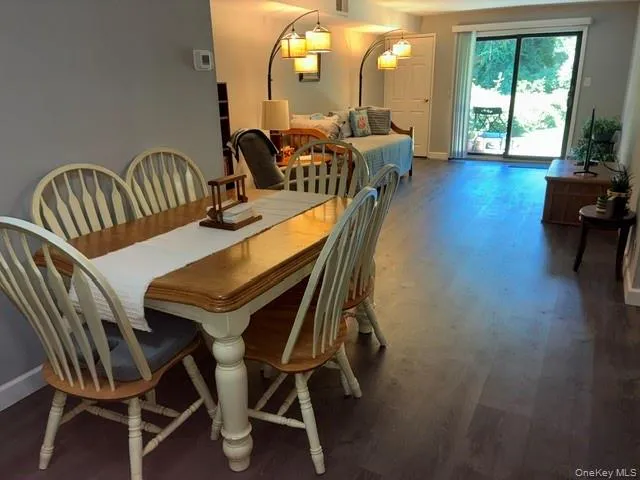 66 Pinebrook Place, Islip, NY, 1 Bedroom Bedrooms, 4 Rooms Rooms,1 BathroomBathrooms,Residential,For Rent,Pinebrook,0,1035193 66 Pinebrook Place, Islip, NY, 1 Bedroom Bedrooms, 4 Rooms Rooms,1 BathroomBathrooms,Residential,For Rent,Pinebrook,0,1035193