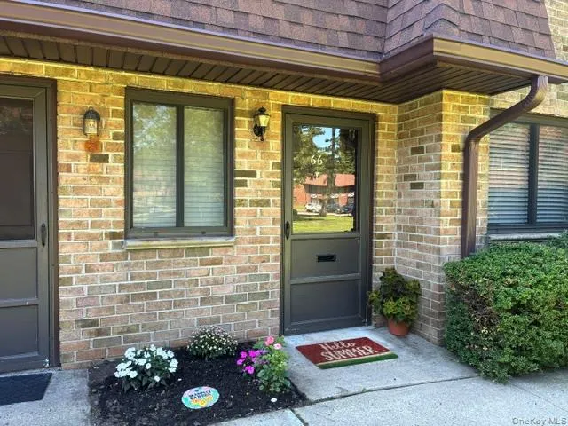 66 Pinebrook Place, Islip, NY, 1 Bedroom Bedrooms, 4 Rooms Rooms,1 BathroomBathrooms,Residential,For Rent,Pinebrook,0,1035193 66 Pinebrook Place, Islip, NY, 1 Bedroom Bedrooms, 4 Rooms Rooms,1 BathroomBathrooms,Residential,For Rent,Pinebrook,0,1035193