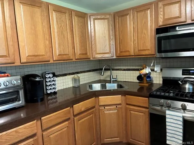 66 Pinebrook Place, Islip, NY, 1 Bedroom Bedrooms, 4 Rooms Rooms,1 BathroomBathrooms,Residential,For Rent,Pinebrook,0,1035193 66 Pinebrook Place, Islip, NY, 1 Bedroom Bedrooms, 4 Rooms Rooms,1 BathroomBathrooms,Residential,For Rent,Pinebrook,0,1035193