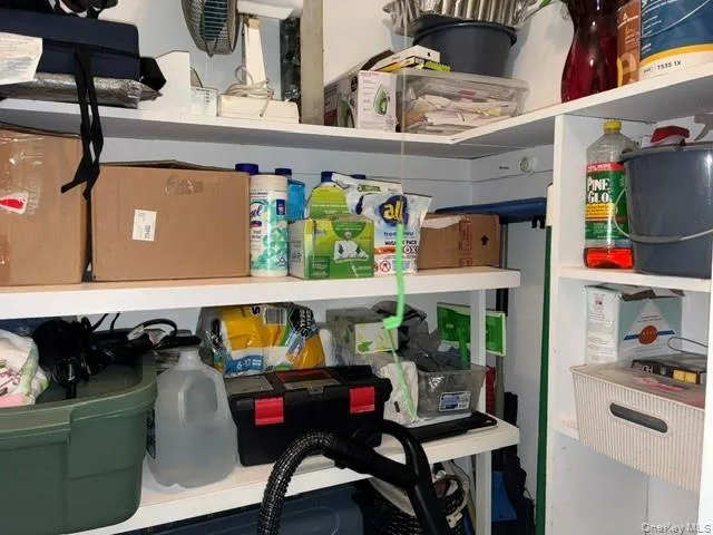 Large Pantry for Storage Large Pantry for Storage