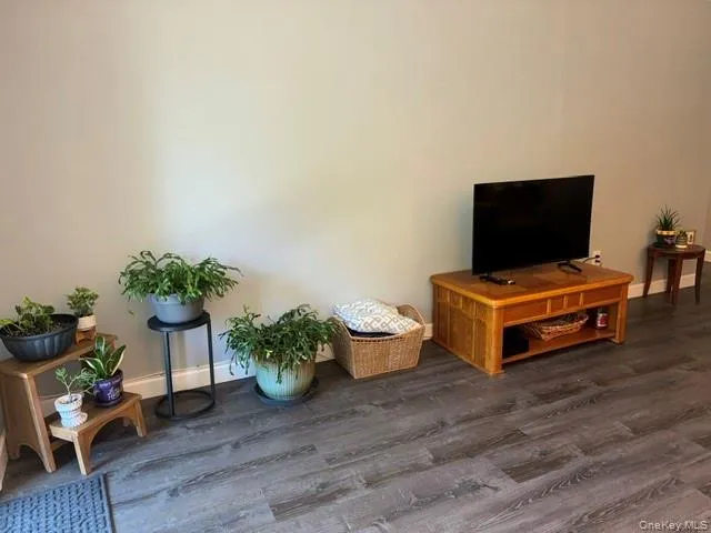 66 Pinebrook Place, Islip, NY, 1 Bedroom Bedrooms, 4 Rooms Rooms,1 BathroomBathrooms,Residential,For Rent,Pinebrook,0,1035193 66 Pinebrook Place, Islip, NY, 1 Bedroom Bedrooms, 4 Rooms Rooms,1 BathroomBathrooms,Residential,For Rent,Pinebrook,0,1035193