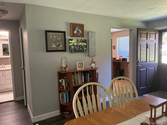 66 Pinebrook Place, Islip, NY, 1 Bedroom Bedrooms, 4 Rooms Rooms,1 BathroomBathrooms,Residential,For Rent,Pinebrook,0,1035193 66 Pinebrook Place, Islip, NY, 1 Bedroom Bedrooms, 4 Rooms Rooms,1 BathroomBathrooms,Residential,For Rent,Pinebrook,0,1035193