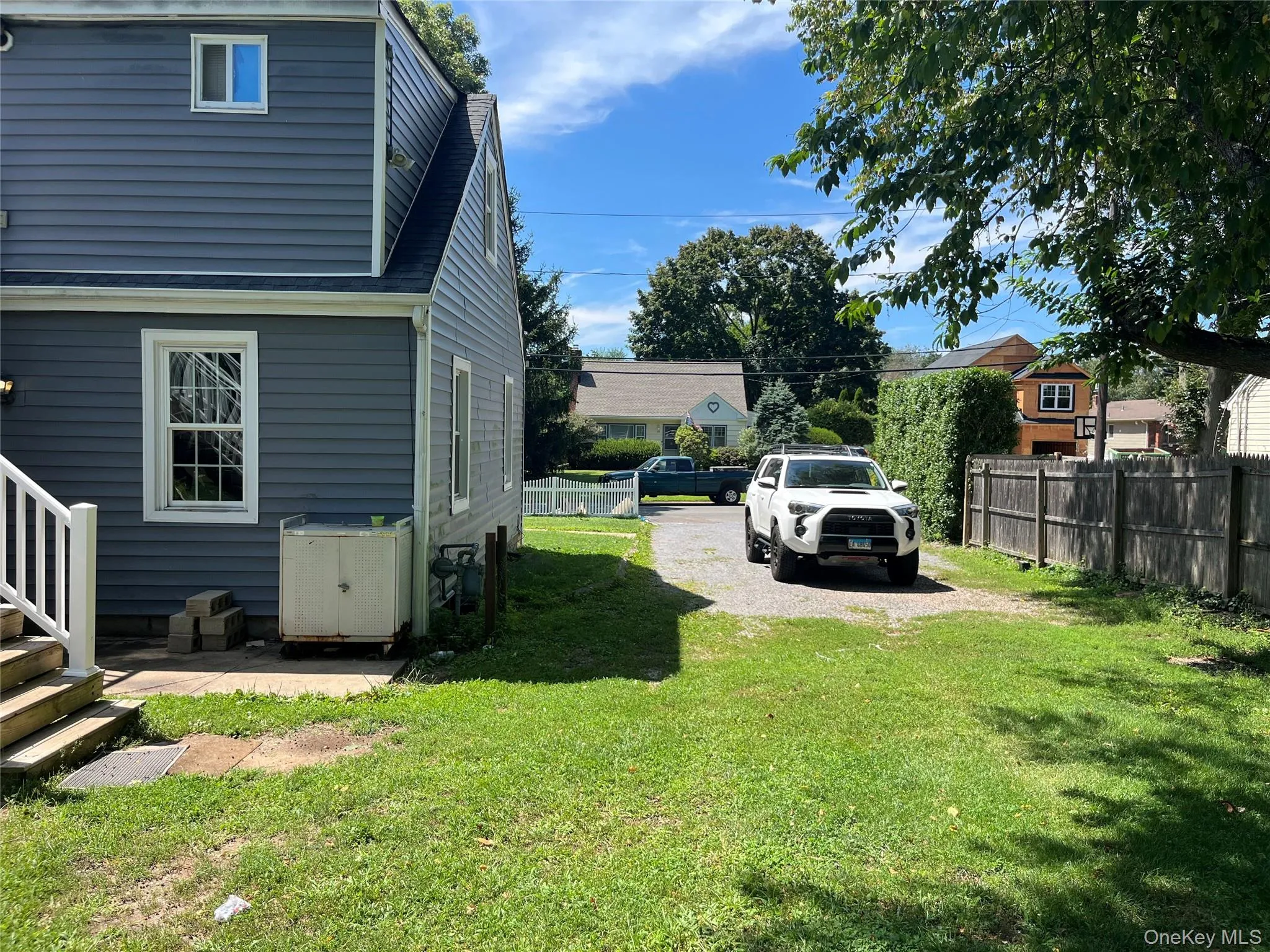 32 7th Avenue, Huntington, NY, 4 Bedrooms Bedrooms, 9 Rooms Rooms,3 BathroomsBathrooms,Residential,For Rent,7th,0,1035198 32 7th Avenue, Huntington, NY, 4 Bedrooms Bedrooms, 9 Rooms Rooms,3 BathroomsBathrooms,Residential,For Rent,7th,0,1035198