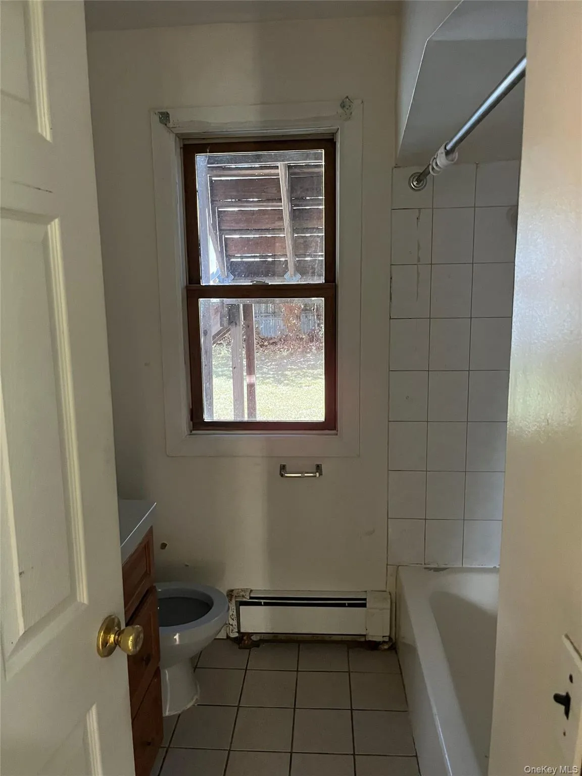 32 7th Avenue, Huntington, NY, 4 Bedrooms Bedrooms, 9 Rooms Rooms,3 BathroomsBathrooms,Residential,For Rent,7th,0,1035198 32 7th Avenue, Huntington, NY, 4 Bedrooms Bedrooms, 9 Rooms Rooms,3 BathroomsBathrooms,Residential,For Rent,7th,0,1035198