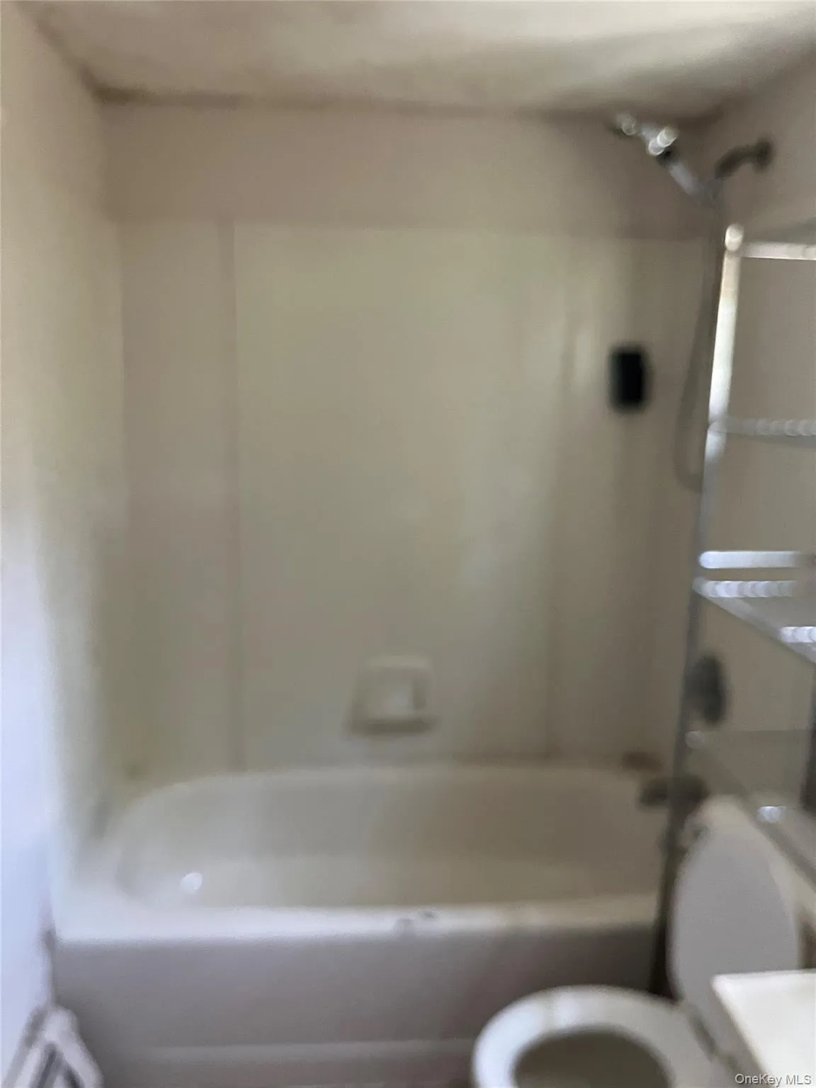 32 7th Avenue, Huntington, NY, 4 Bedrooms Bedrooms, 9 Rooms Rooms,3 BathroomsBathrooms,Residential,For Rent,7th,0,1035198 32 7th Avenue, Huntington, NY, 4 Bedrooms Bedrooms, 9 Rooms Rooms,3 BathroomsBathrooms,Residential,For Rent,7th,0,1035198