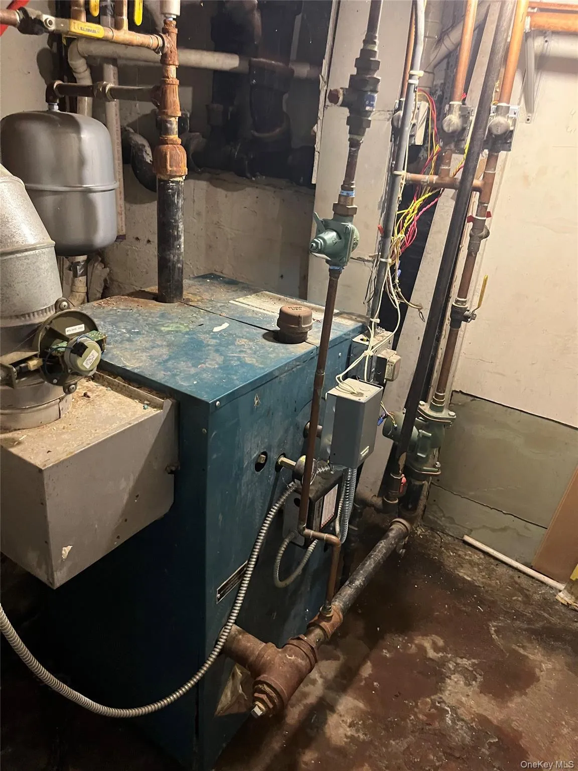 32 7th Avenue, Huntington, NY, 4 Bedrooms Bedrooms, 9 Rooms Rooms,3 BathroomsBathrooms,Residential,For Rent,7th,0,1035198 32 7th Avenue, Huntington, NY, 4 Bedrooms Bedrooms, 9 Rooms Rooms,3 BathroomsBathrooms,Residential,For Rent,7th,0,1035198