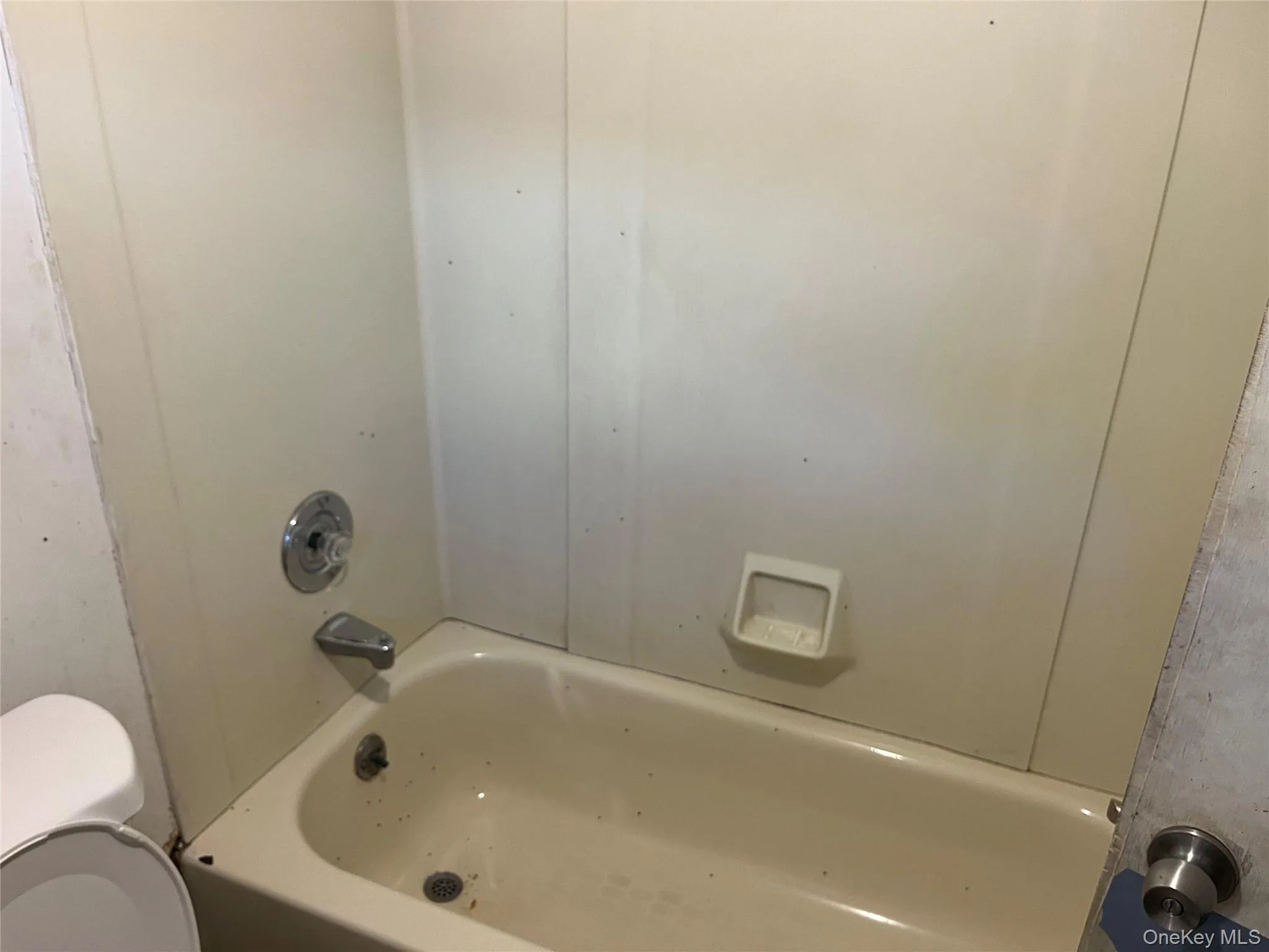 32 7th Avenue, Huntington, NY, 4 Bedrooms Bedrooms, 9 Rooms Rooms,3 BathroomsBathrooms,Residential,For Rent,7th,0,1035198 32 7th Avenue, Huntington, NY, 4 Bedrooms Bedrooms, 9 Rooms Rooms,3 BathroomsBathrooms,Residential,For Rent,7th,0,1035198