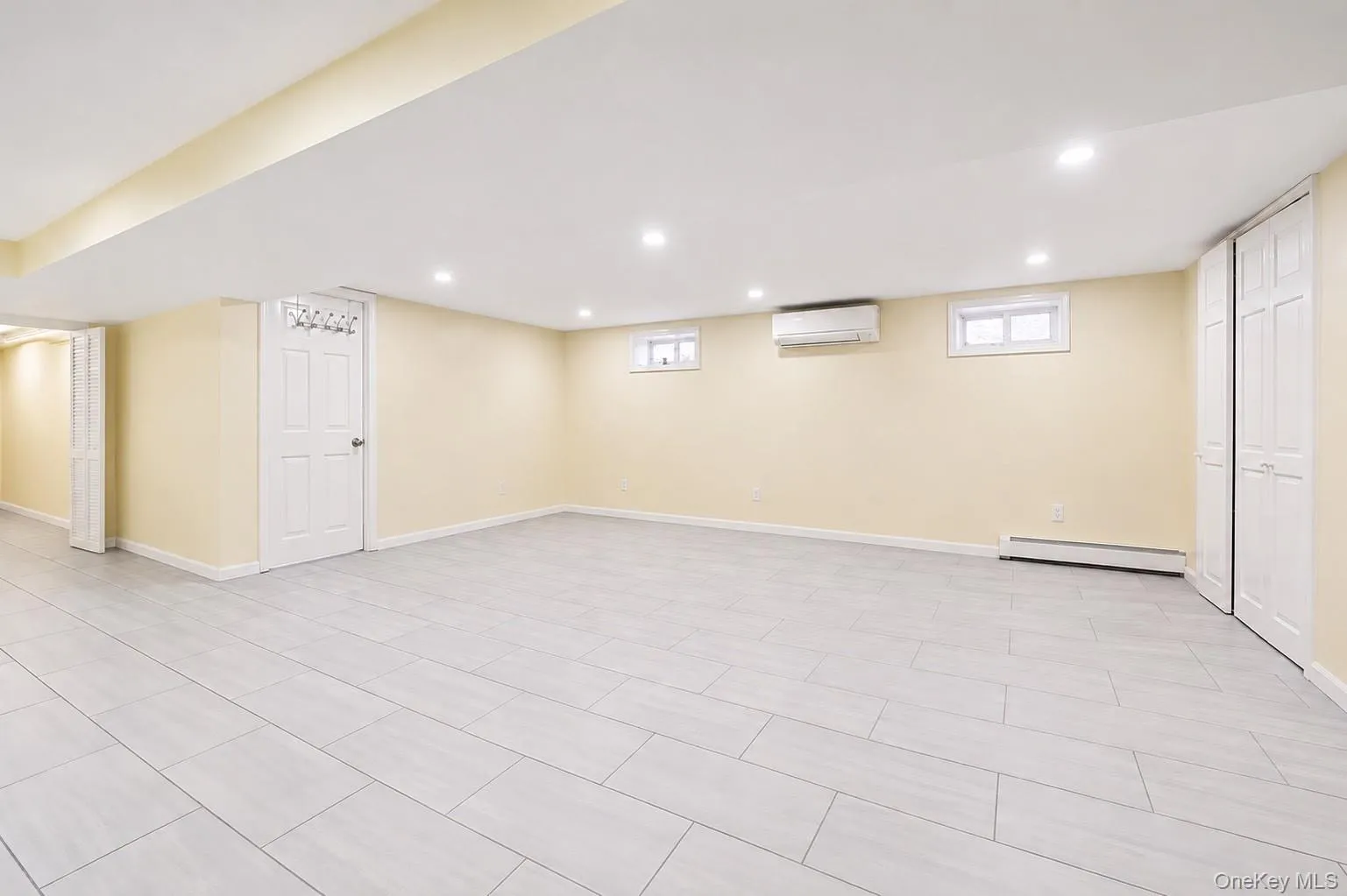 5812 264th Street, New York, NY, 4 Bedrooms Bedrooms, 7 Rooms Rooms,2 BathroomsBathrooms,Residential,For Rent,264th,0,1035202 5812 264th Street, New York, NY, 4 Bedrooms Bedrooms, 7 Rooms Rooms,2 BathroomsBathrooms,Residential,For Rent,264th,0,1035202