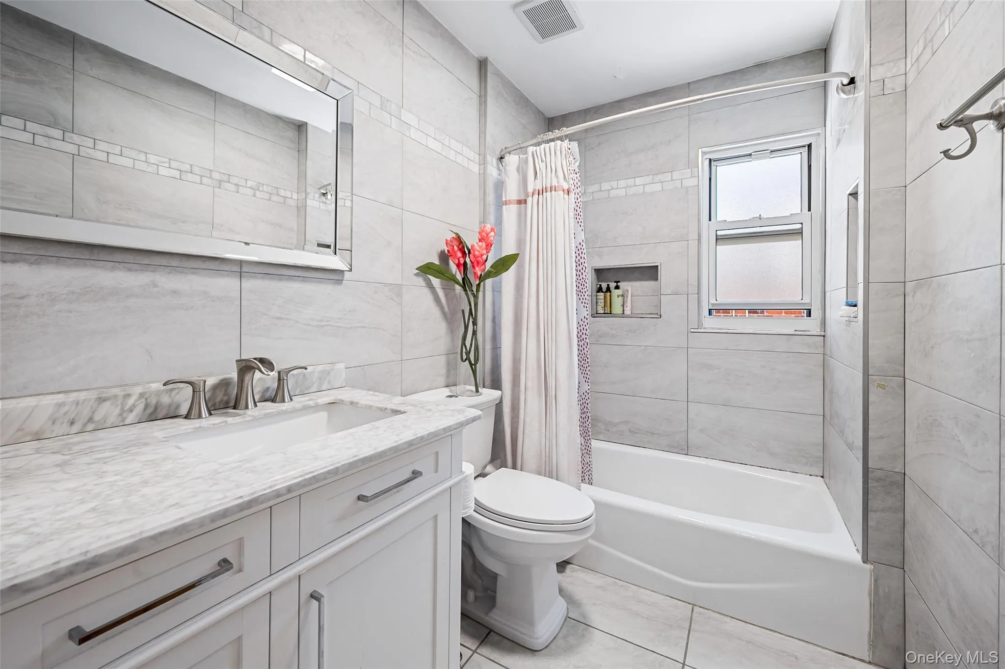 5812 264th Street, New York, NY, 4 Bedrooms Bedrooms, 7 Rooms Rooms,2 BathroomsBathrooms,Residential,For Rent,264th,0,1035202 5812 264th Street, New York, NY, 4 Bedrooms Bedrooms, 7 Rooms Rooms,2 BathroomsBathrooms,Residential,For Rent,264th,0,1035202