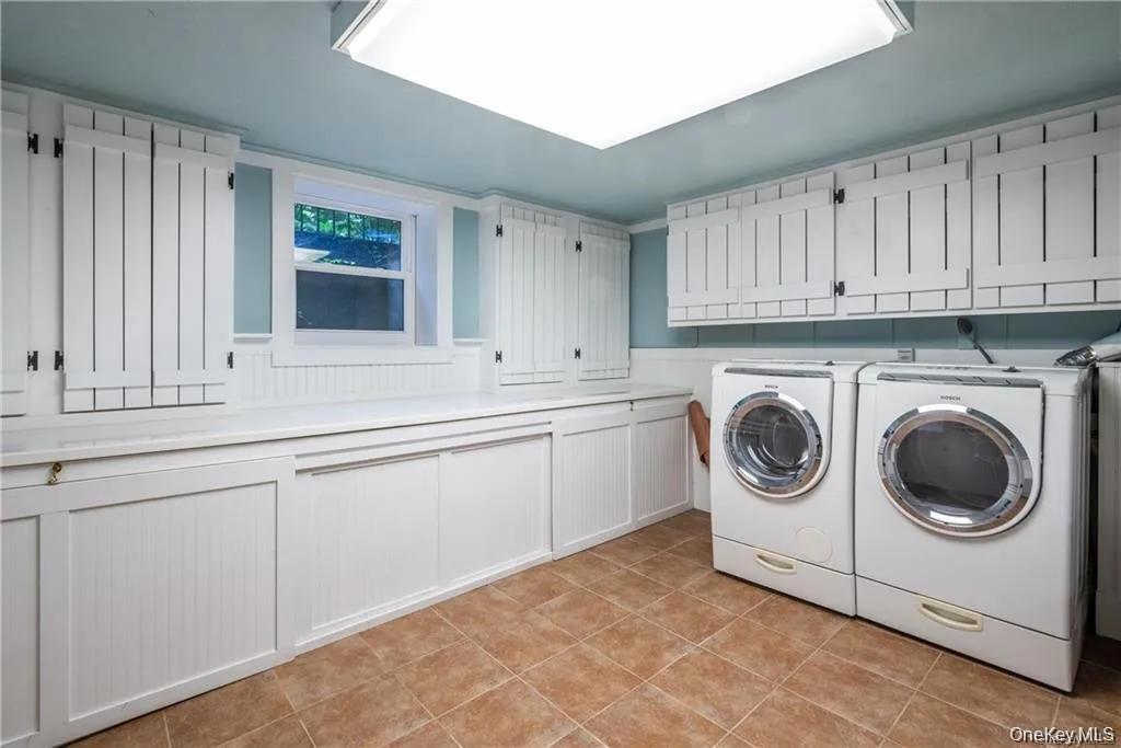 25 Jerome Avenue, New Rochelle, NY, 4 Bedrooms Bedrooms, 9 Rooms Rooms,3 BathroomsBathrooms,Residential Lease,For Rent,Jerome,0,1035205 25 Jerome Avenue, New Rochelle, NY, 4 Bedrooms Bedrooms, 9 Rooms Rooms,3 BathroomsBathrooms,Residential Lease,For Rent,Jerome,0,1035205