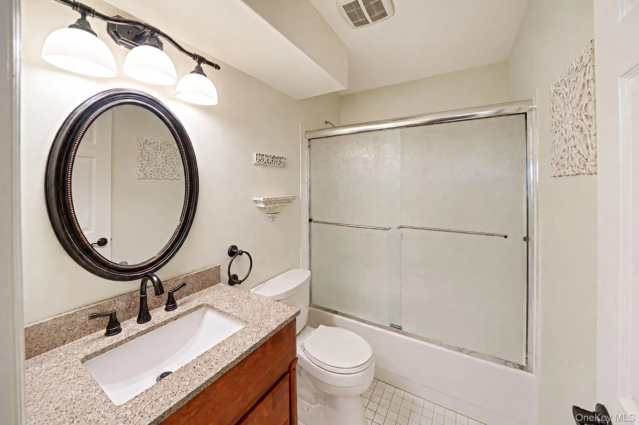 276 Glen Drive, Brookhaven, NY, 2 Bedrooms Bedrooms, 6 Rooms Rooms,2 BathroomsBathrooms,Residential,For Rent,Glen,0,1035207 276 Glen Drive, Brookhaven, NY, 2 Bedrooms Bedrooms, 6 Rooms Rooms,2 BathroomsBathrooms,Residential,For Rent,Glen,0,1035207