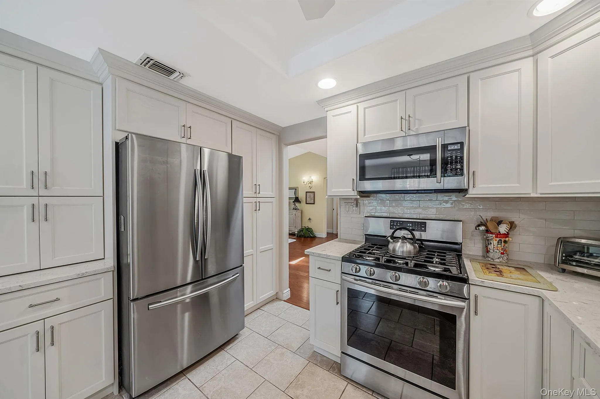 276 Glen Drive, Brookhaven, NY, 2 Bedrooms Bedrooms, 6 Rooms Rooms,2 BathroomsBathrooms,Residential,For Rent,Glen,0,1035207 276 Glen Drive, Brookhaven, NY, 2 Bedrooms Bedrooms, 6 Rooms Rooms,2 BathroomsBathrooms,Residential,For Rent,Glen,0,1035207