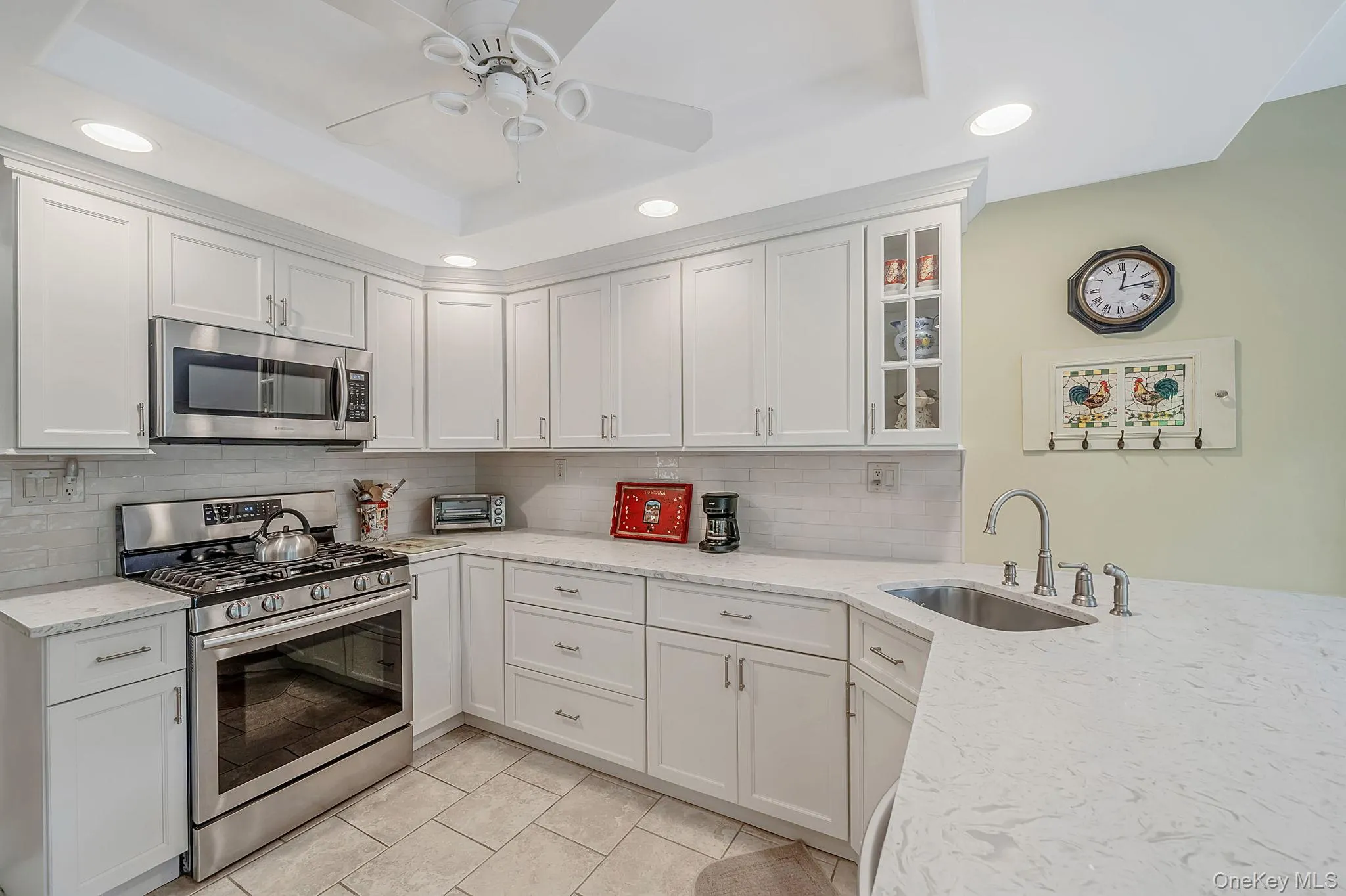 276 Glen Drive, Brookhaven, NY, 2 Bedrooms Bedrooms, 6 Rooms Rooms,2 BathroomsBathrooms,Residential,For Rent,Glen,0,1035207 276 Glen Drive, Brookhaven, NY, 2 Bedrooms Bedrooms, 6 Rooms Rooms,2 BathroomsBathrooms,Residential,For Rent,Glen,0,1035207