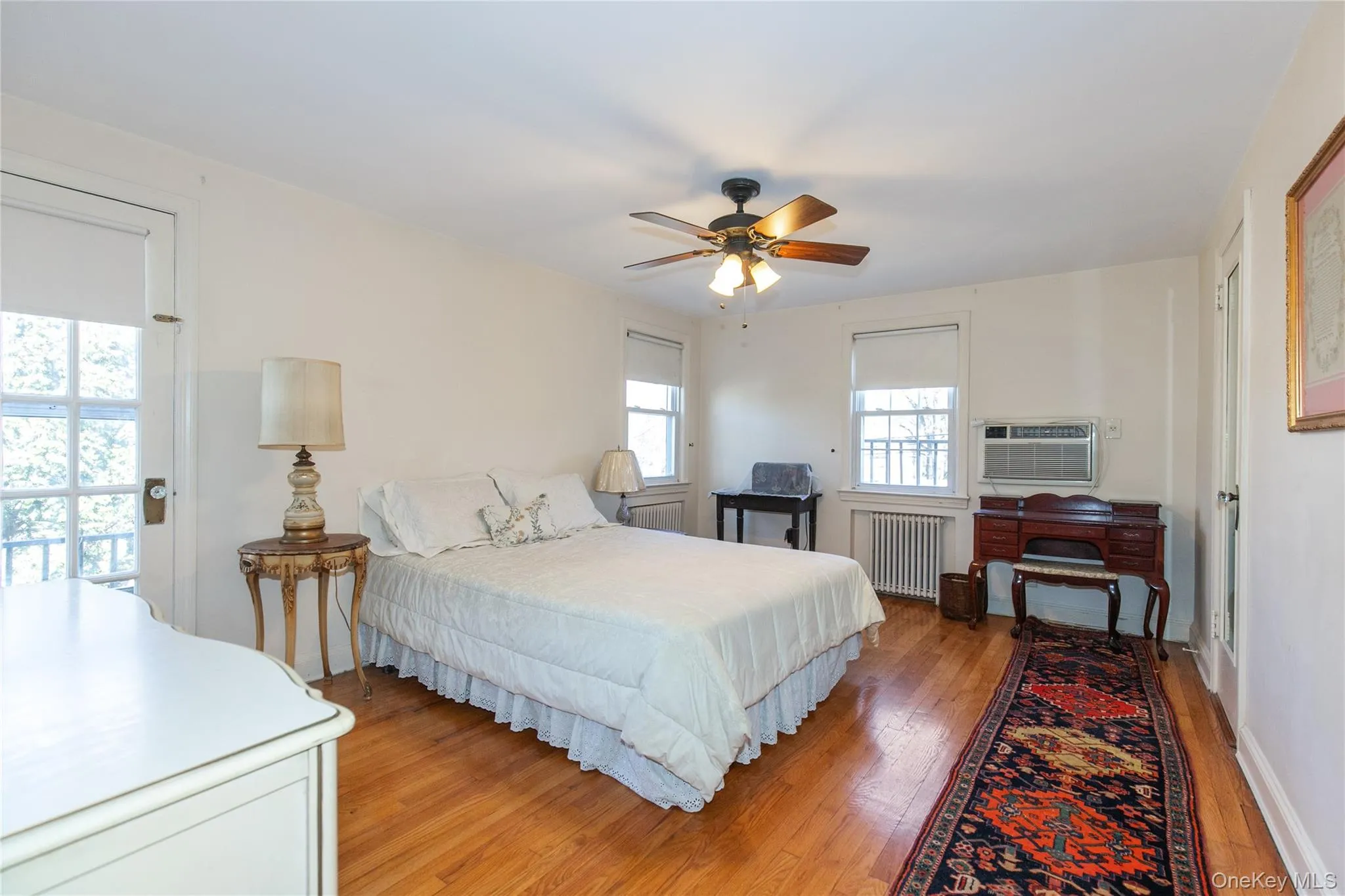8 PLYMOUTH Road, North Hempstead, NY, 4 Bedrooms Bedrooms, 9 Rooms Rooms,2 BathroomsBathrooms,Residential,For Rent,PLYMOUTH,0,1035209 8 PLYMOUTH Road, North Hempstead, NY, 4 Bedrooms Bedrooms, 9 Rooms Rooms,2 BathroomsBathrooms,Residential,For Rent,PLYMOUTH,0,1035209