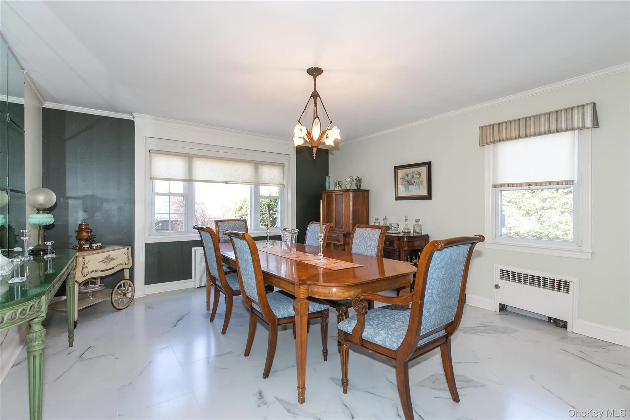 8 PLYMOUTH Road, North Hempstead, NY, 4 Bedrooms Bedrooms, 9 Rooms Rooms,2 BathroomsBathrooms,Residential,For Rent,PLYMOUTH,0,1035209 8 PLYMOUTH Road, North Hempstead, NY, 4 Bedrooms Bedrooms, 9 Rooms Rooms,2 BathroomsBathrooms,Residential,For Rent,PLYMOUTH,0,1035209