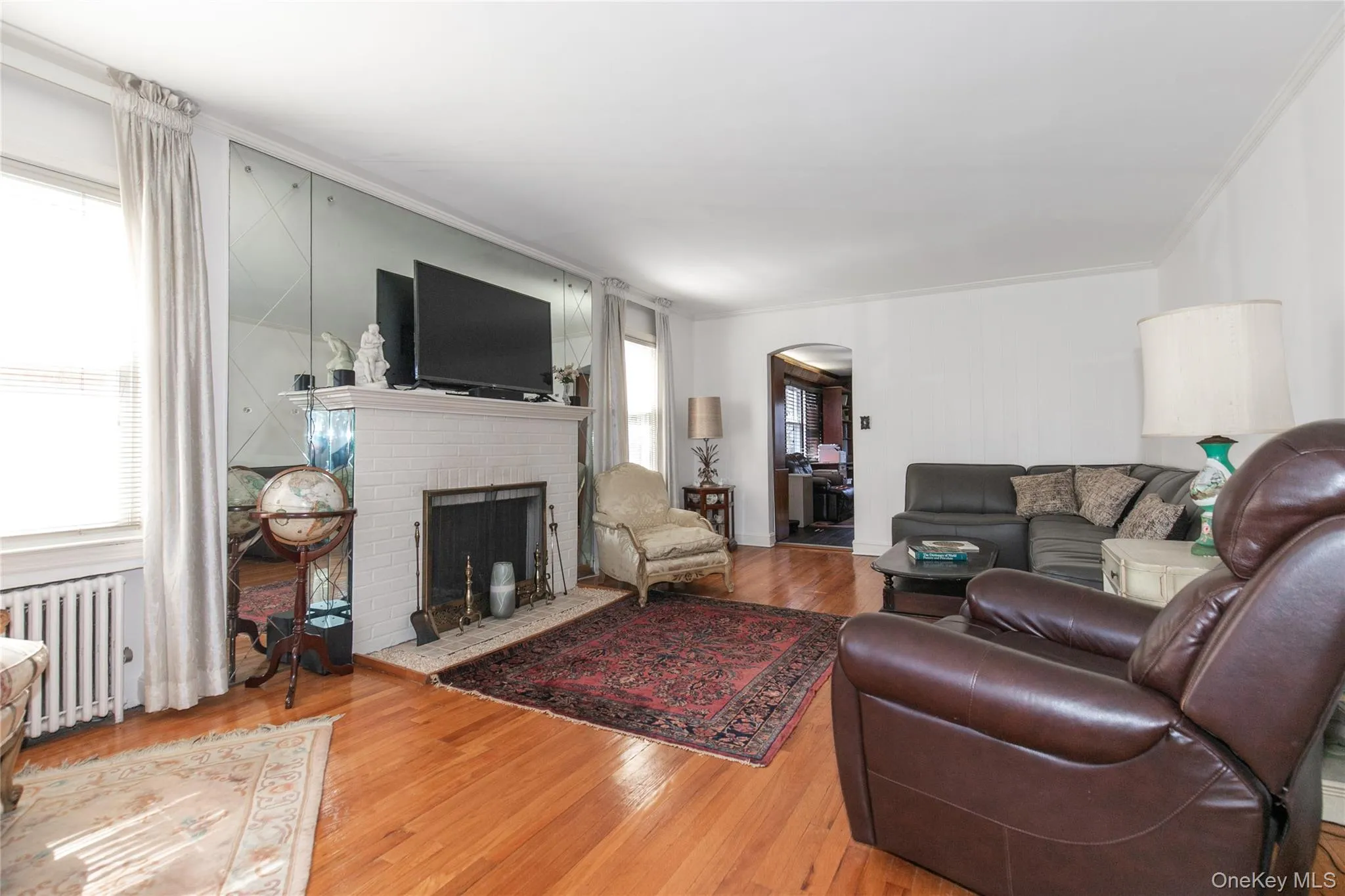 8 PLYMOUTH Road, North Hempstead, NY, 4 Bedrooms Bedrooms, 9 Rooms Rooms,2 BathroomsBathrooms,Residential,For Rent,PLYMOUTH,0,1035209 8 PLYMOUTH Road, North Hempstead, NY, 4 Bedrooms Bedrooms, 9 Rooms Rooms,2 BathroomsBathrooms,Residential,For Rent,PLYMOUTH,0,1035209