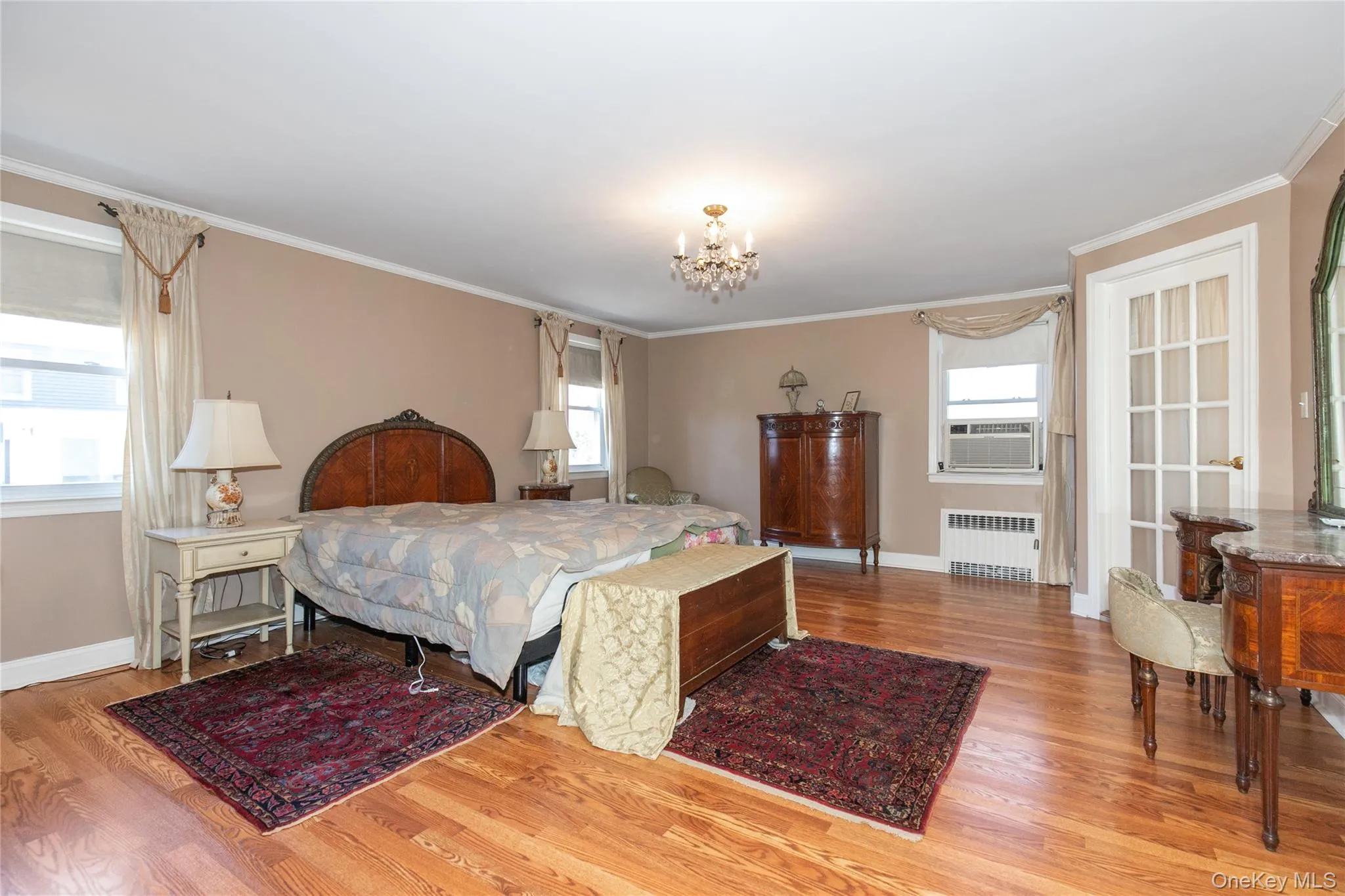 8 PLYMOUTH Road, North Hempstead, NY, 4 Bedrooms Bedrooms, 9 Rooms Rooms,2 BathroomsBathrooms,Residential,For Rent,PLYMOUTH,0,1035209 8 PLYMOUTH Road, North Hempstead, NY, 4 Bedrooms Bedrooms, 9 Rooms Rooms,2 BathroomsBathrooms,Residential,For Rent,PLYMOUTH,0,1035209