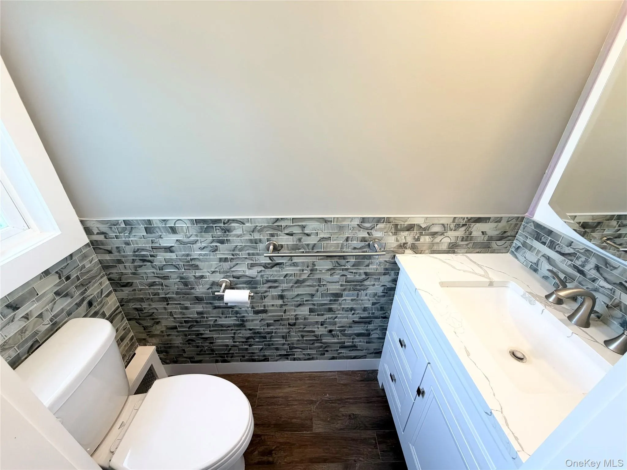 31 Julian Place, Hempstead, NY, 3 Bedrooms Bedrooms, 6 Rooms Rooms,1 BathroomBathrooms,Residential Lease,For Rent,Julian,0,1035211 31 Julian Place, Hempstead, NY, 3 Bedrooms Bedrooms, 6 Rooms Rooms,1 BathroomBathrooms,Residential Lease,For Rent,Julian,0,1035211