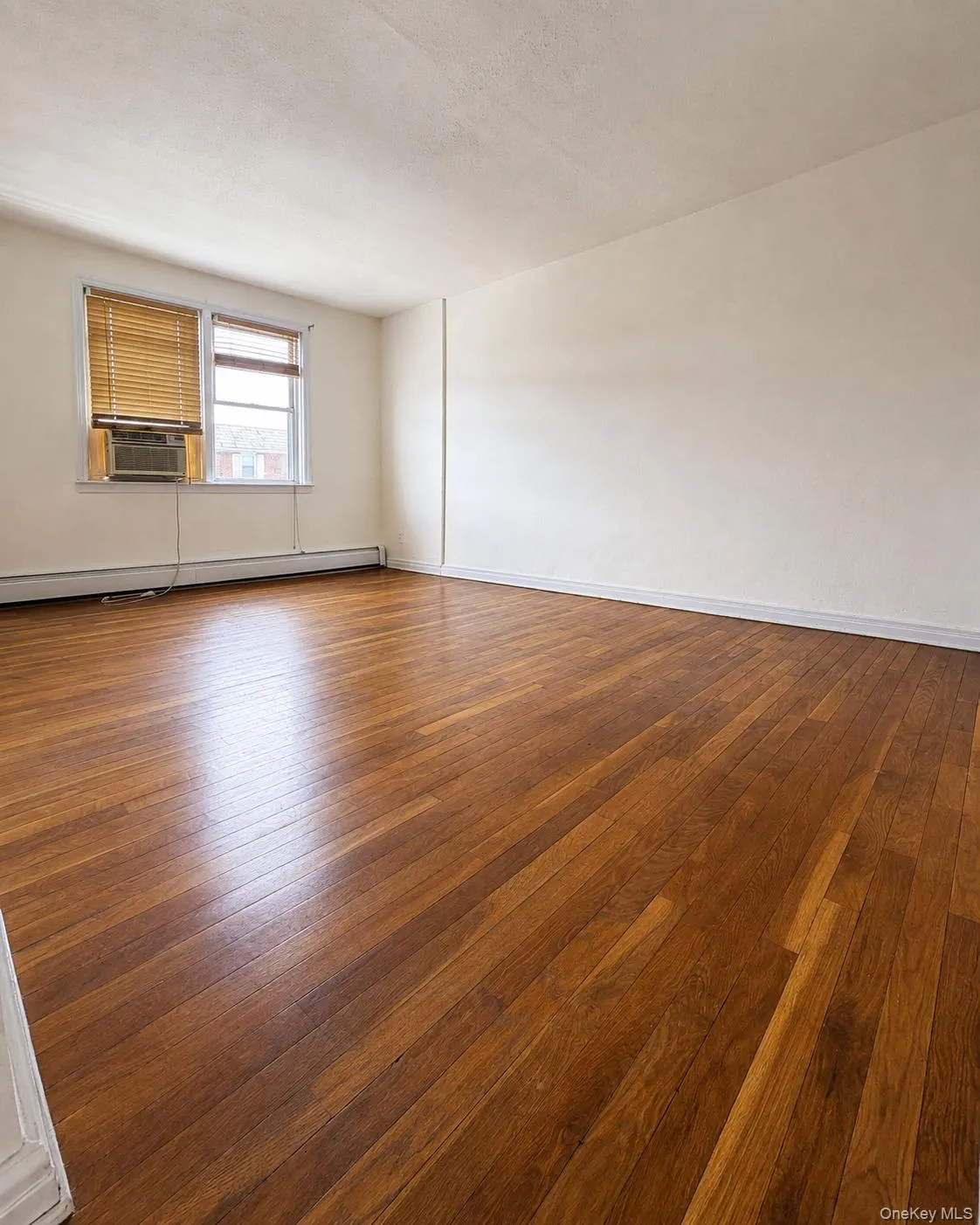 214-13 46 Road, New York, NY, 2 Bedrooms Bedrooms, 4 Rooms Rooms,1 BathroomBathrooms,Residential Lease,For Rent,46,0,1035212 214-13 46 Road, New York, NY, 2 Bedrooms Bedrooms, 4 Rooms Rooms,1 BathroomBathrooms,Residential Lease,For Rent,46,0,1035212
