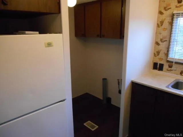 149 Schryver Street, Esopus, NY, 2 Bedrooms Bedrooms, 4 Rooms Rooms,1 BathroomBathrooms,Residential,For Rent,Schryver,0,1035213 149 Schryver Street, Esopus, NY, 2 Bedrooms Bedrooms, 4 Rooms Rooms,1 BathroomBathrooms,Residential,For Rent,Schryver,0,1035213