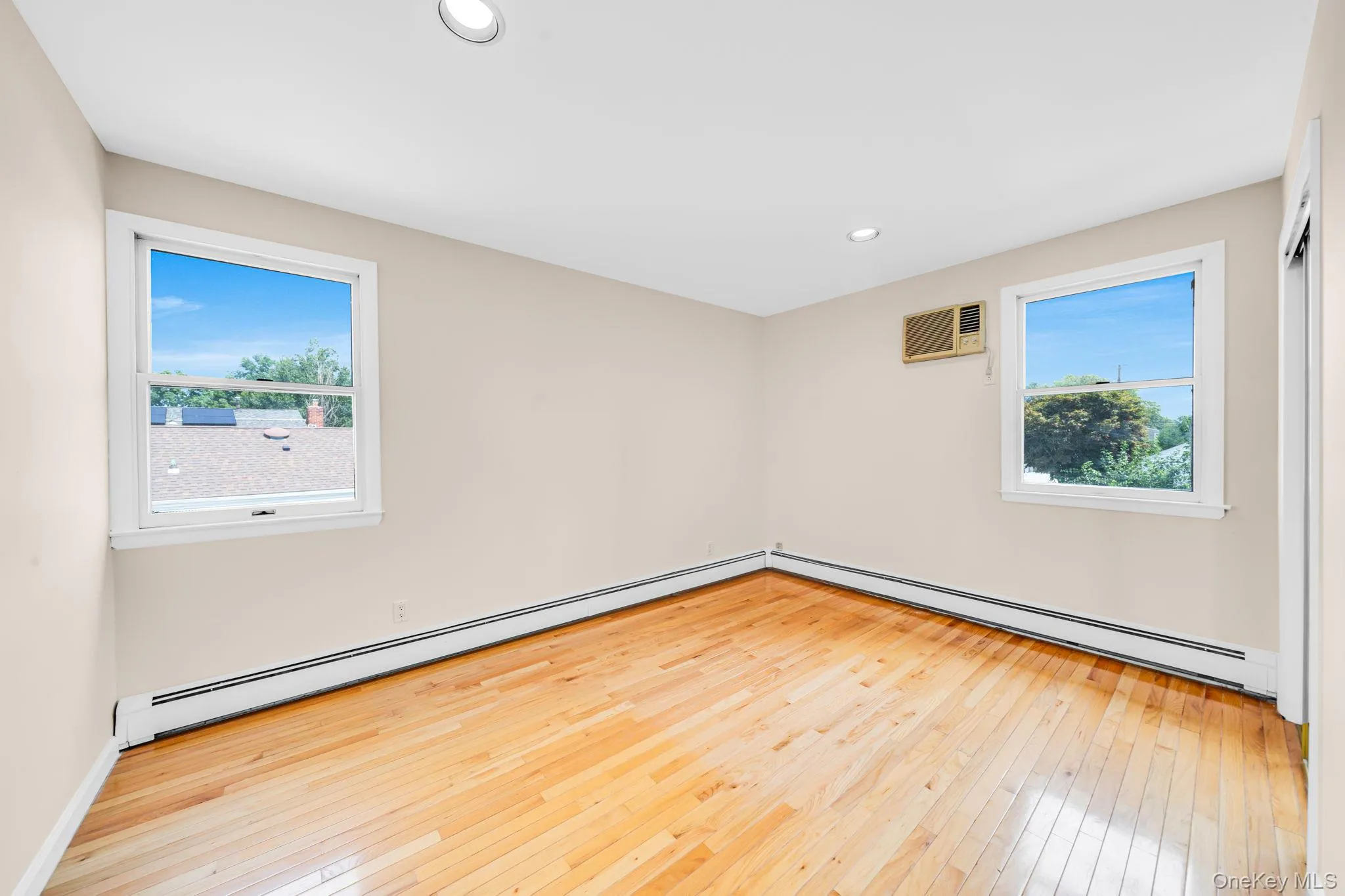 110 Bert Avenue, Oyster Bay, NY, 4 Bedrooms Bedrooms, 7 Rooms Rooms,2 BathroomsBathrooms,Residential,For Rent,Bert,0,1035217 110 Bert Avenue, Oyster Bay, NY, 4 Bedrooms Bedrooms, 7 Rooms Rooms,2 BathroomsBathrooms,Residential,For Rent,Bert,0,1035217
