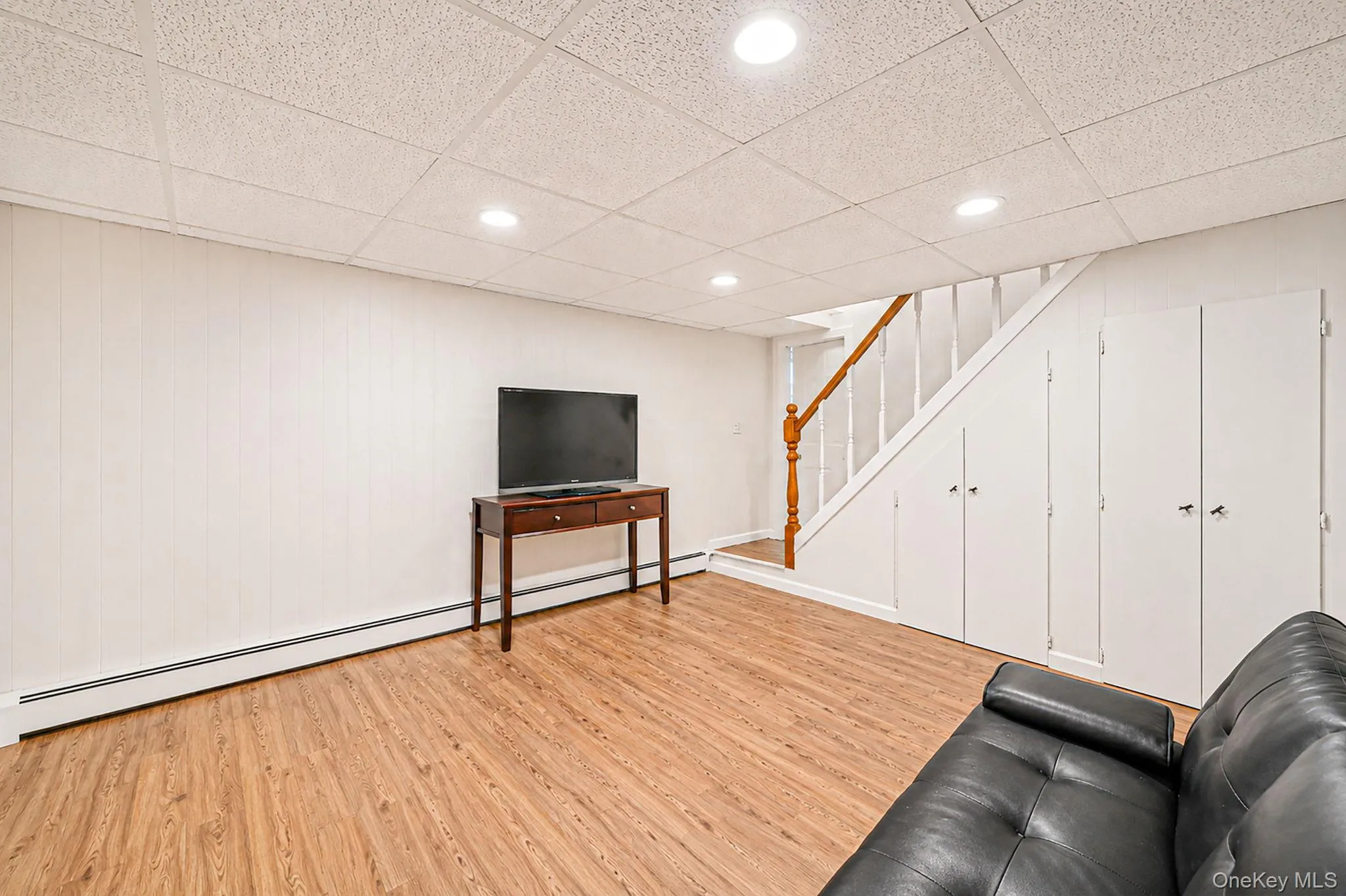 110 Bert Avenue, Oyster Bay, NY, 4 Bedrooms Bedrooms, 7 Rooms Rooms,2 BathroomsBathrooms,Residential,For Rent,Bert,0,1035217 110 Bert Avenue, Oyster Bay, NY, 4 Bedrooms Bedrooms, 7 Rooms Rooms,2 BathroomsBathrooms,Residential,For Rent,Bert,0,1035217
