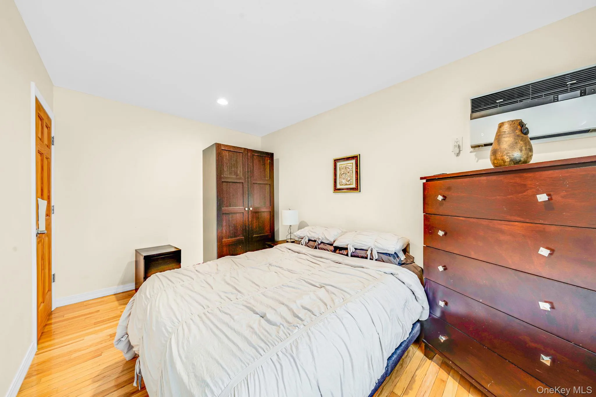 110 Bert Avenue, Oyster Bay, NY, 4 Bedrooms Bedrooms, 7 Rooms Rooms,2 BathroomsBathrooms,Residential,For Rent,Bert,0,1035217 110 Bert Avenue, Oyster Bay, NY, 4 Bedrooms Bedrooms, 7 Rooms Rooms,2 BathroomsBathrooms,Residential,For Rent,Bert,0,1035217