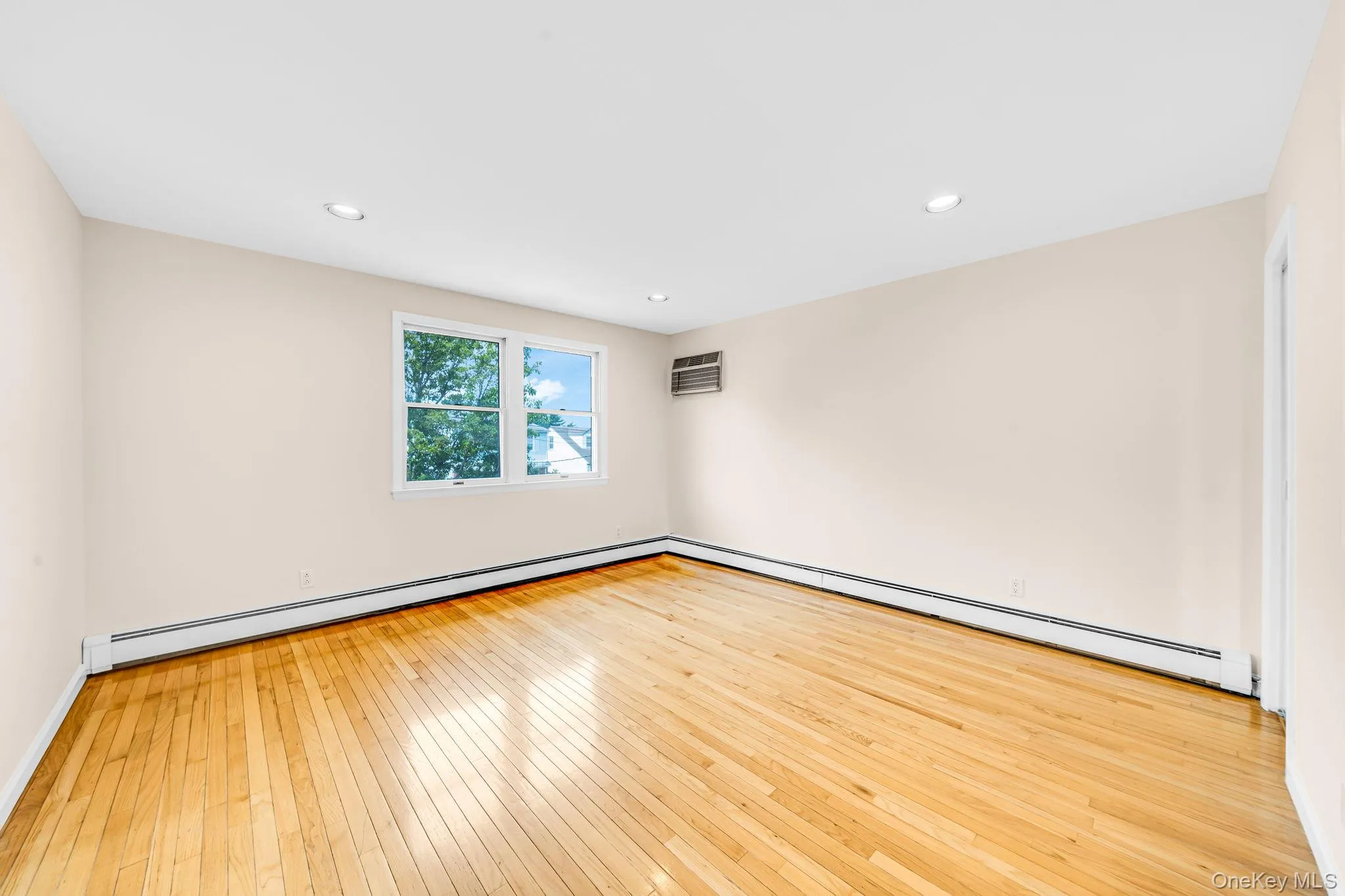 110 Bert Avenue, Oyster Bay, NY, 4 Bedrooms Bedrooms, 7 Rooms Rooms,2 BathroomsBathrooms,Residential,For Rent,Bert,0,1035217 110 Bert Avenue, Oyster Bay, NY, 4 Bedrooms Bedrooms, 7 Rooms Rooms,2 BathroomsBathrooms,Residential,For Rent,Bert,0,1035217