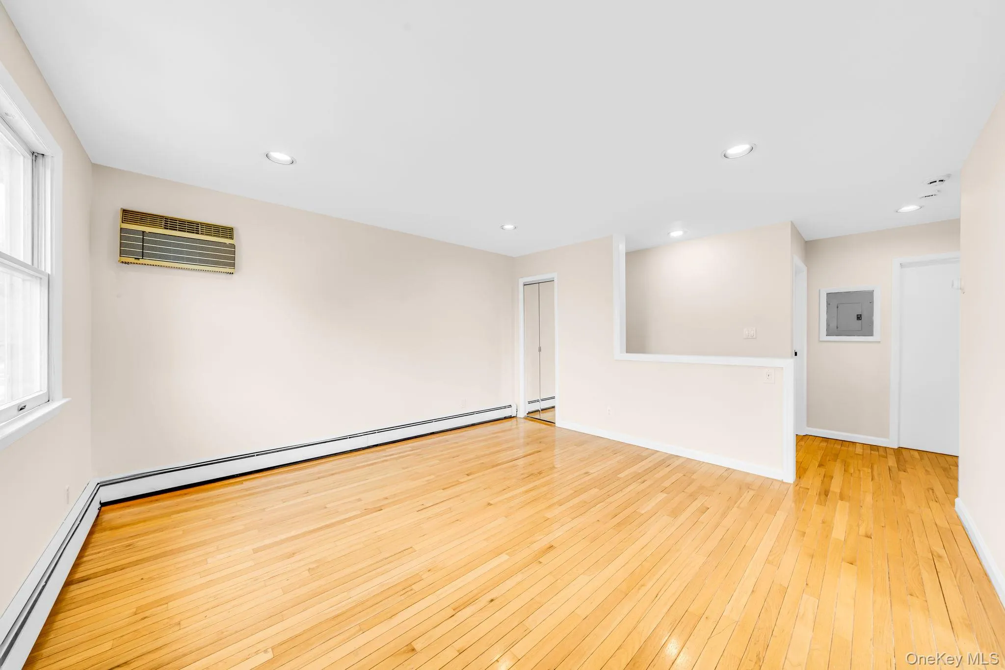 110 Bert Avenue, Oyster Bay, NY, 4 Bedrooms Bedrooms, 7 Rooms Rooms,2 BathroomsBathrooms,Residential,For Rent,Bert,0,1035217 110 Bert Avenue, Oyster Bay, NY, 4 Bedrooms Bedrooms, 7 Rooms Rooms,2 BathroomsBathrooms,Residential,For Rent,Bert,0,1035217