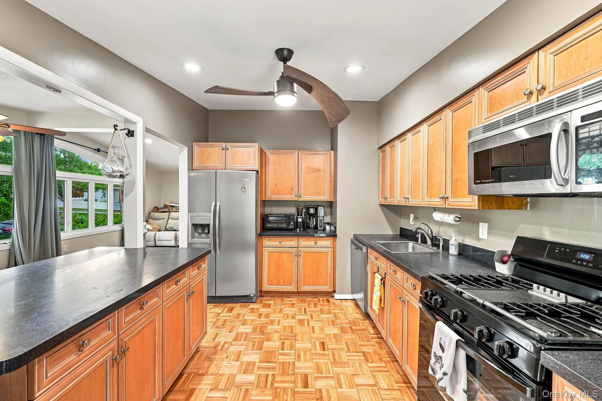 Parquet flooring Parquet flooring