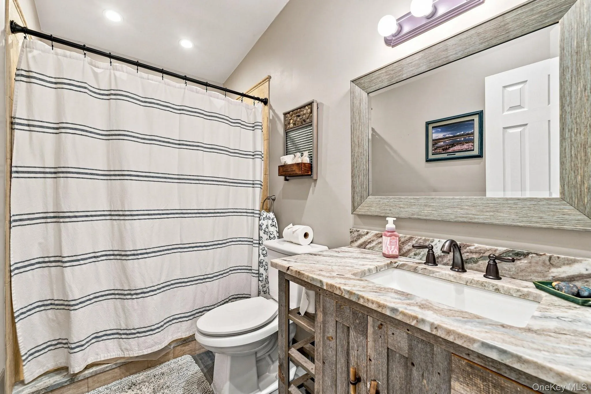 Main bath Main bath