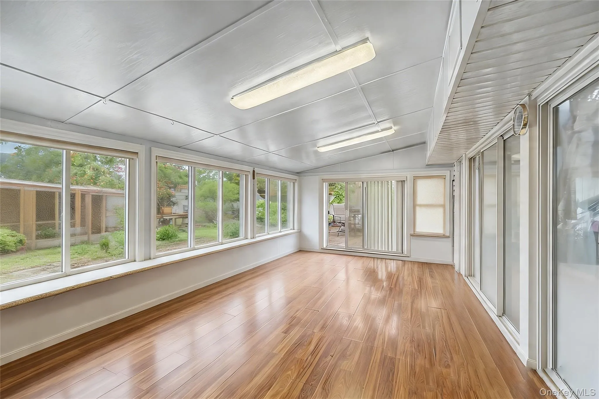 210 Spindle Road, Oyster Bay, NY, 4 Bedrooms Bedrooms, 8 Rooms Rooms,2 BathroomsBathrooms,Residential,For Rent,Spindle,0,1035220 210 Spindle Road, Oyster Bay, NY, 4 Bedrooms Bedrooms, 8 Rooms Rooms,2 BathroomsBathrooms,Residential,For Rent,Spindle,0,1035220