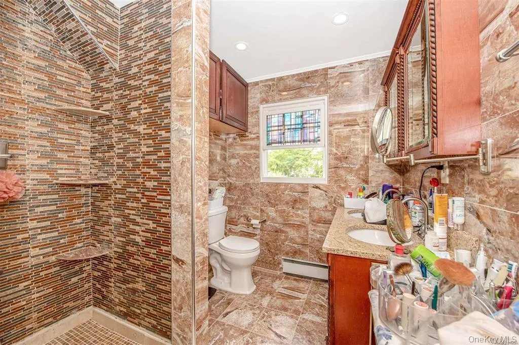 986 Peninsula Boulevard, Hempstead, NY, 5 Bedrooms Bedrooms, 13 Rooms Rooms,3 BathroomsBathrooms,Residential,For Rent,Peninsula,0,1035224 986 Peninsula Boulevard, Hempstead, NY, 5 Bedrooms Bedrooms, 13 Rooms Rooms,3 BathroomsBathrooms,Residential,For Rent,Peninsula,0,1035224