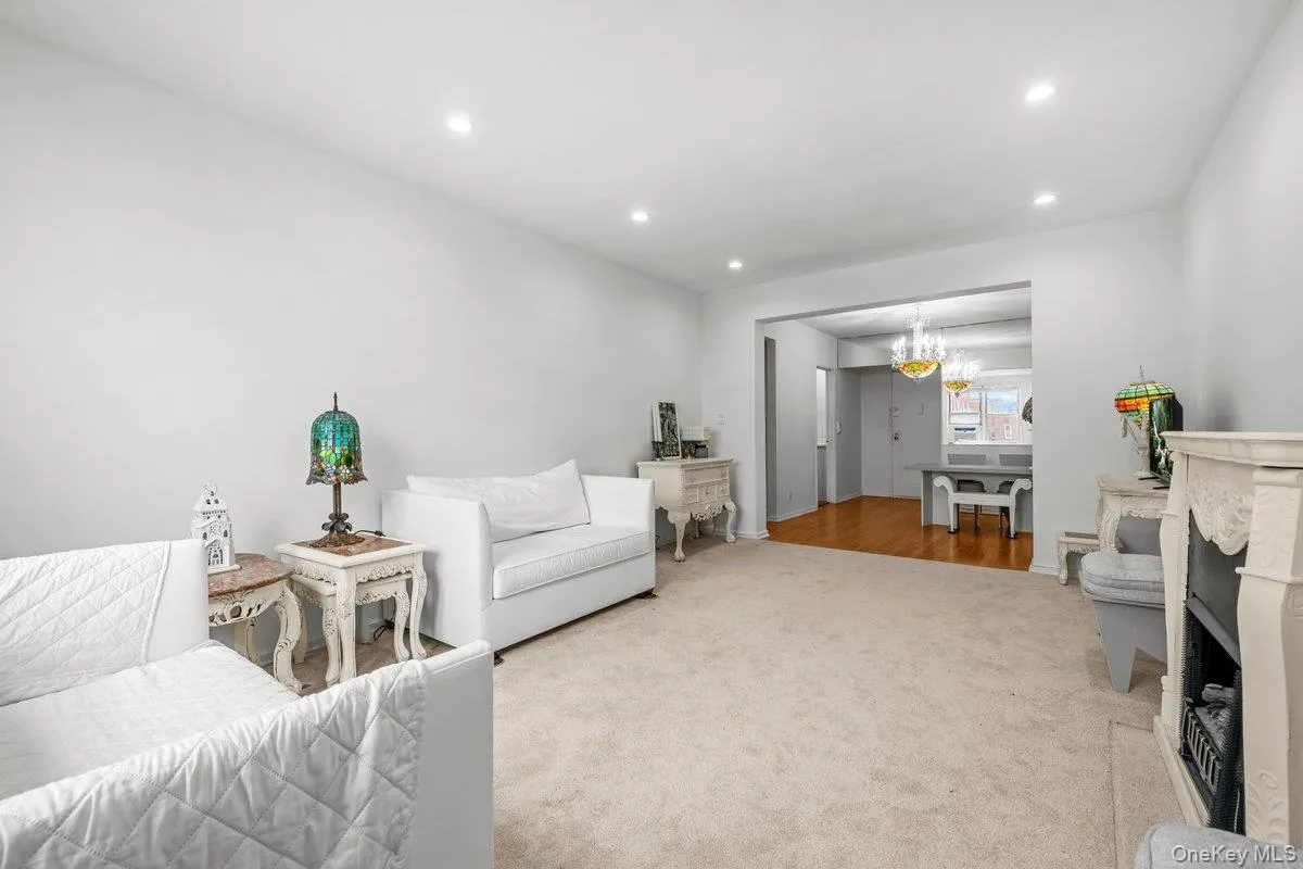 517 Riverdale Avenue, Yonkers, NY, 1 Bedroom Bedrooms, 3 Rooms Rooms,1 BathroomBathrooms,Residential,For Rent,Riverdale,0,1035230 517 Riverdale Avenue, Yonkers, NY, 1 Bedroom Bedrooms, 3 Rooms Rooms,1 BathroomBathrooms,Residential,For Rent,Riverdale,0,1035230