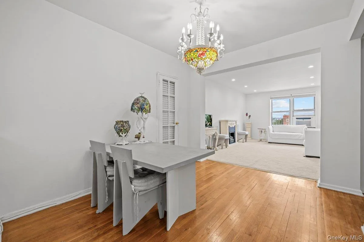 517 Riverdale Avenue, Yonkers, NY, 1 Bedroom Bedrooms, 3 Rooms Rooms,1 BathroomBathrooms,Residential,For Rent,Riverdale,0,1035230 517 Riverdale Avenue, Yonkers, NY, 1 Bedroom Bedrooms, 3 Rooms Rooms,1 BathroomBathrooms,Residential,For Rent,Riverdale,0,1035230