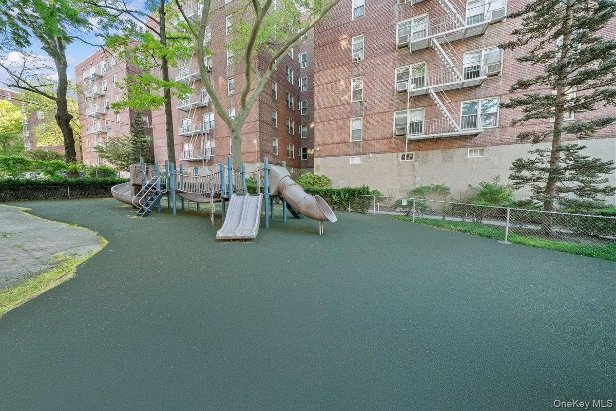 517 Riverdale Avenue, Yonkers, NY, 1 Bedroom Bedrooms, 3 Rooms Rooms,1 BathroomBathrooms,Residential,For Rent,Riverdale,0,1035230 517 Riverdale Avenue, Yonkers, NY, 1 Bedroom Bedrooms, 3 Rooms Rooms,1 BathroomBathrooms,Residential,For Rent,Riverdale,0,1035230