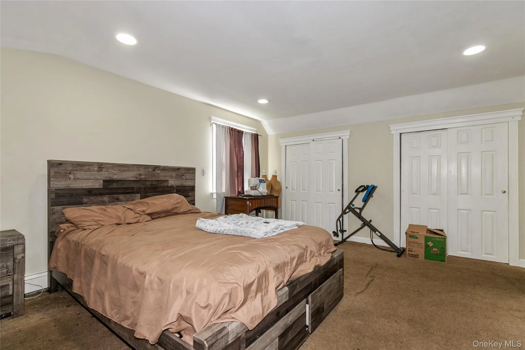 713 Wren Court, Hempstead, NY, 4 Bedrooms Bedrooms, 6 Rooms Rooms,2 BathroomsBathrooms,Residential,For Rent,Wren,0,1035233 713 Wren Court, Hempstead, NY, 4 Bedrooms Bedrooms, 6 Rooms Rooms,2 BathroomsBathrooms,Residential,For Rent,Wren,0,1035233