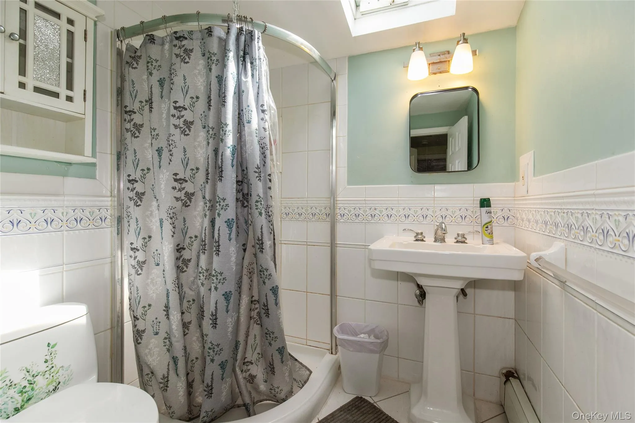 713 Wren Court, Hempstead, NY, 4 Bedrooms Bedrooms, 6 Rooms Rooms,2 BathroomsBathrooms,Residential,For Rent,Wren,0,1035233 713 Wren Court, Hempstead, NY, 4 Bedrooms Bedrooms, 6 Rooms Rooms,2 BathroomsBathrooms,Residential,For Rent,Wren,0,1035233