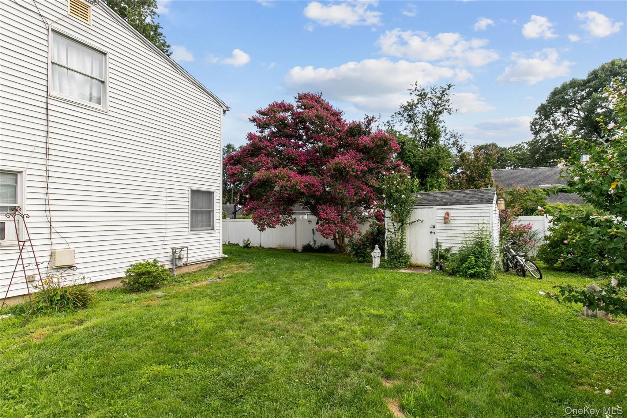 713 Wren Court, Hempstead, NY, 4 Bedrooms Bedrooms, 6 Rooms Rooms,2 BathroomsBathrooms,Residential,For Rent,Wren,0,1035233 713 Wren Court, Hempstead, NY, 4 Bedrooms Bedrooms, 6 Rooms Rooms,2 BathroomsBathrooms,Residential,For Rent,Wren,0,1035233