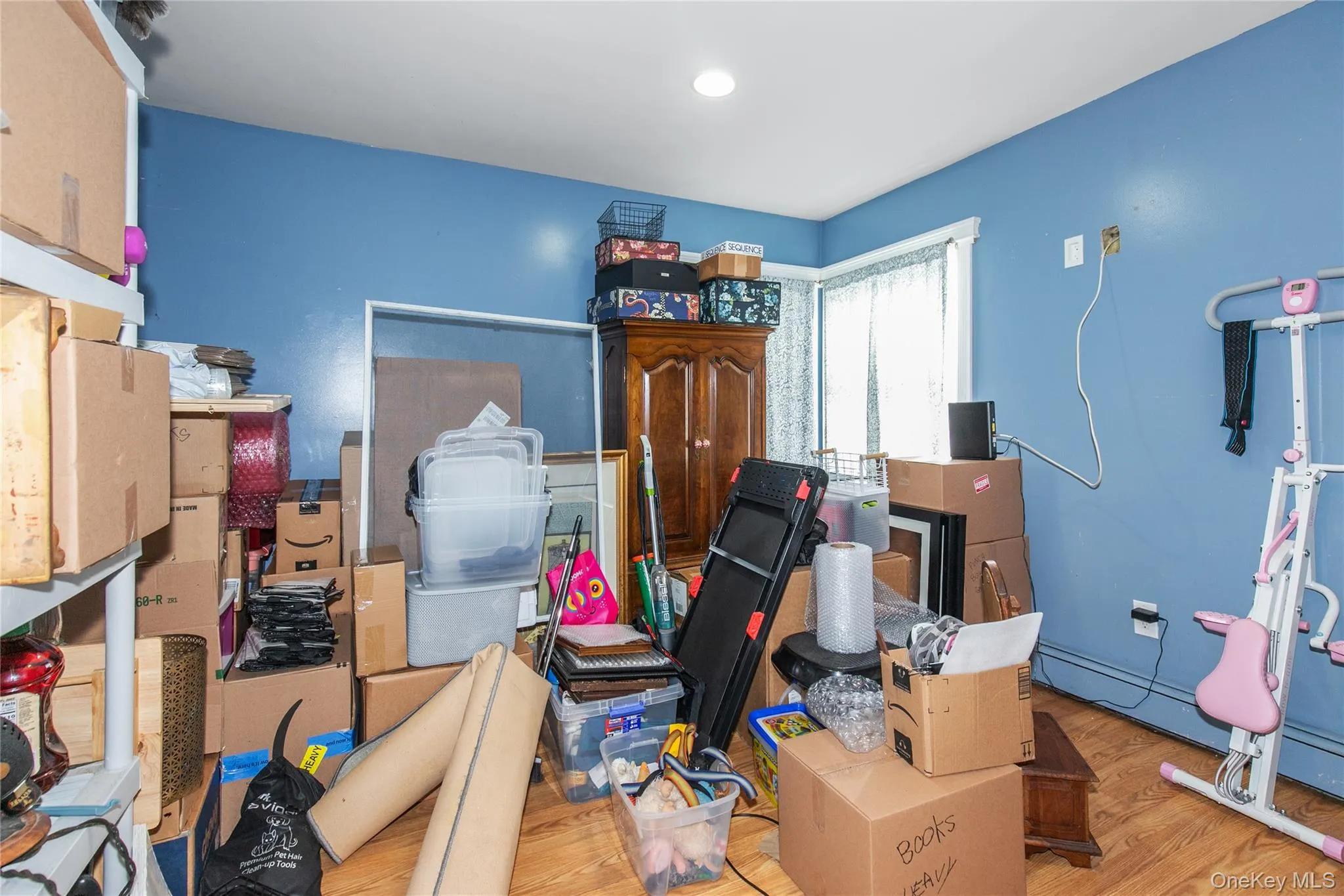 713 Wren Court, Hempstead, NY, 4 Bedrooms Bedrooms, 6 Rooms Rooms,2 BathroomsBathrooms,Residential,For Rent,Wren,0,1035233 713 Wren Court, Hempstead, NY, 4 Bedrooms Bedrooms, 6 Rooms Rooms,2 BathroomsBathrooms,Residential,For Rent,Wren,0,1035233