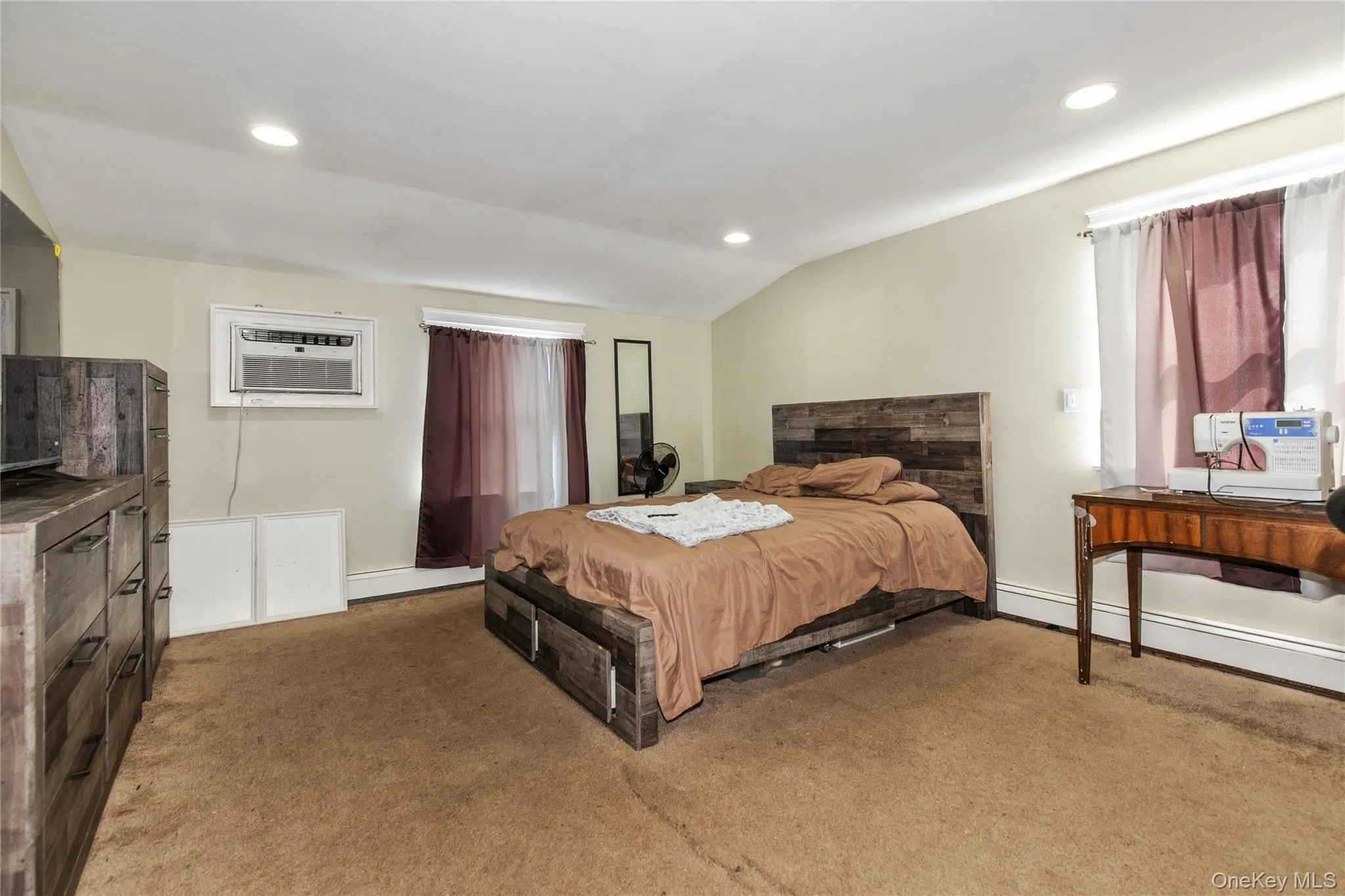 713 Wren Court, Hempstead, NY, 4 Bedrooms Bedrooms, 6 Rooms Rooms,2 BathroomsBathrooms,Residential,For Rent,Wren,0,1035233 713 Wren Court, Hempstead, NY, 4 Bedrooms Bedrooms, 6 Rooms Rooms,2 BathroomsBathrooms,Residential,For Rent,Wren,0,1035233