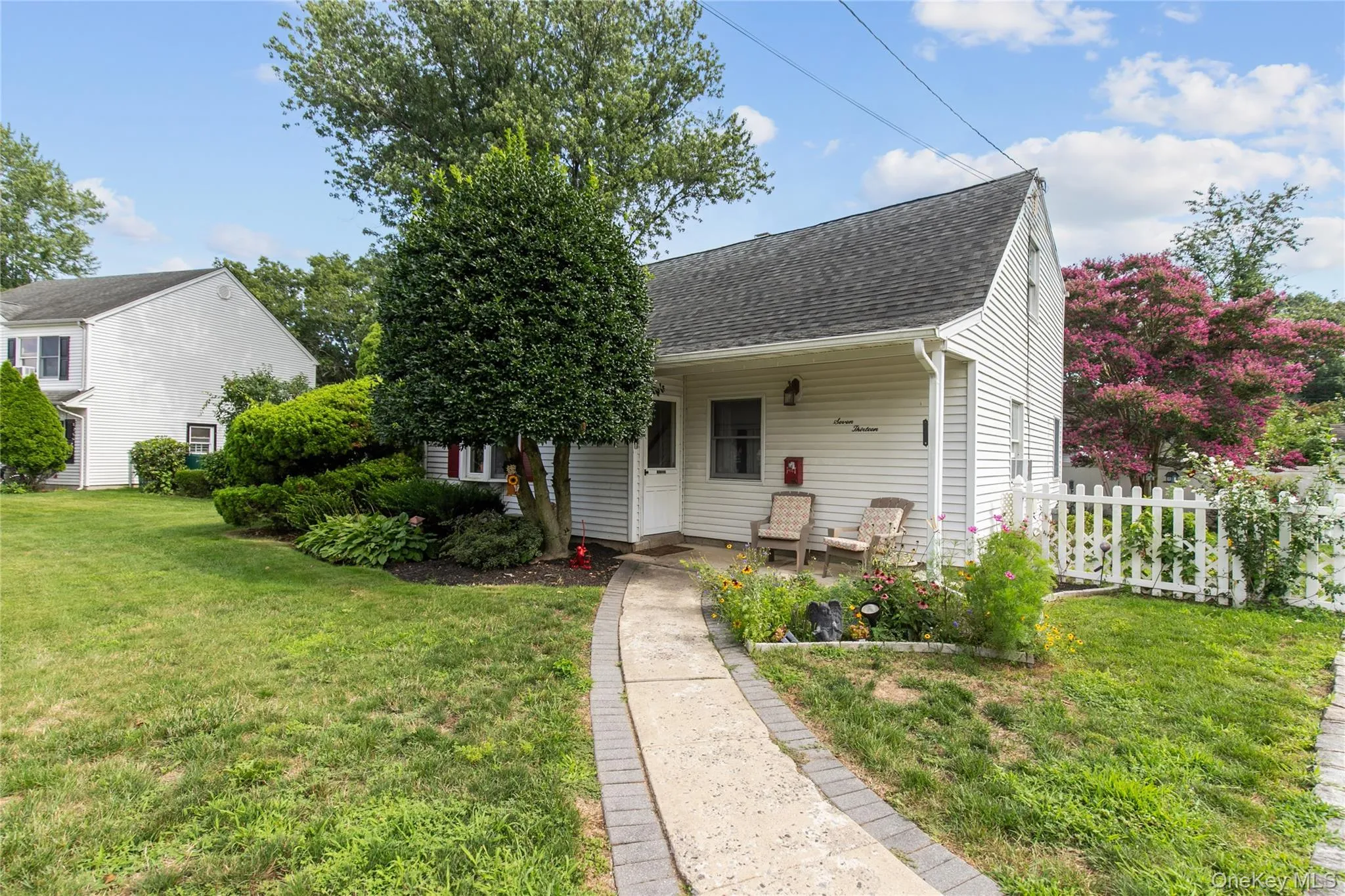 713 Wren Court, Hempstead, NY, 4 Bedrooms Bedrooms, 6 Rooms Rooms,2 BathroomsBathrooms,Residential,For Rent,Wren,0,1035233 713 Wren Court, Hempstead, NY, 4 Bedrooms Bedrooms, 6 Rooms Rooms,2 BathroomsBathrooms,Residential,For Rent,Wren,0,1035233